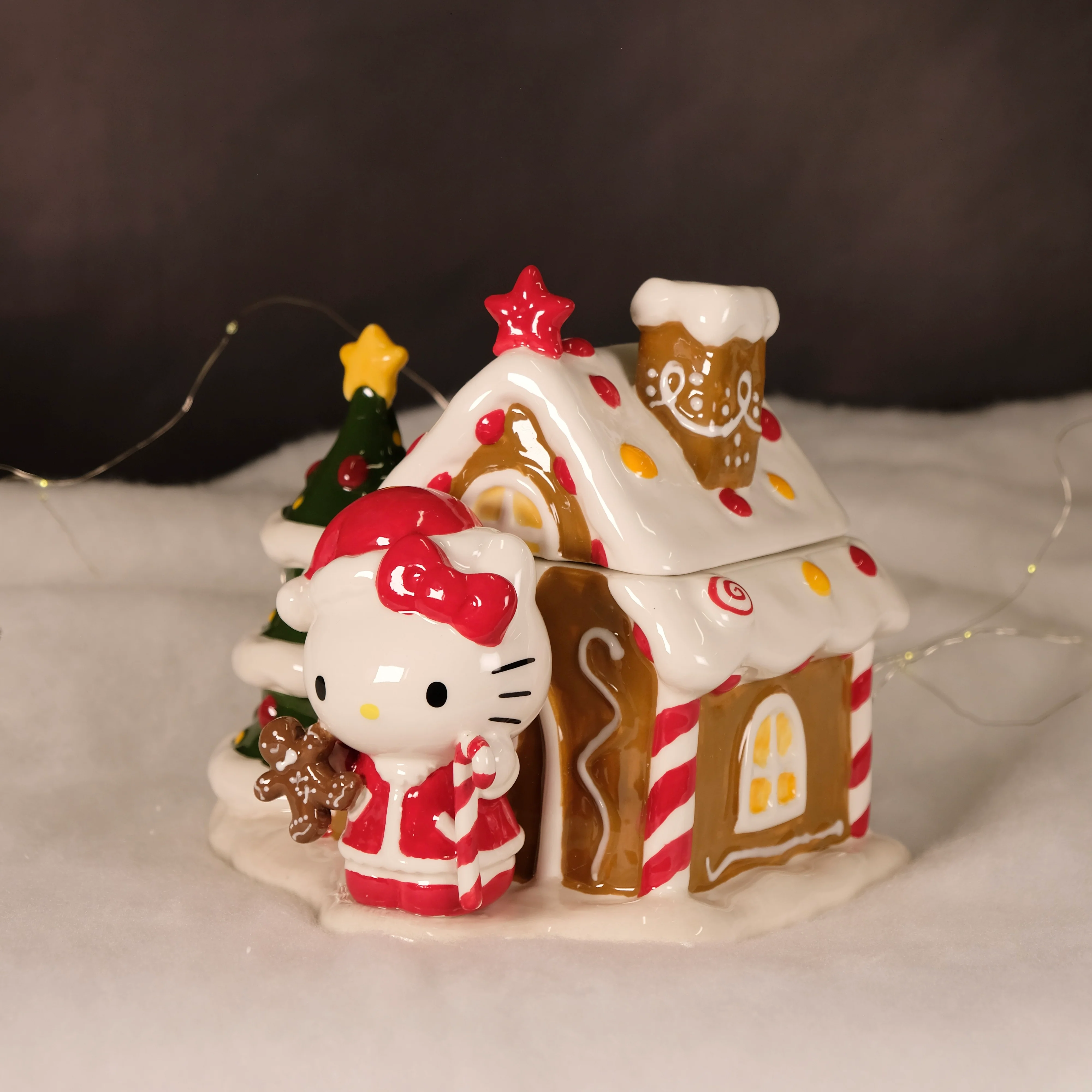 Hello Kitty Gingerbread Cookie Jar - Image 3