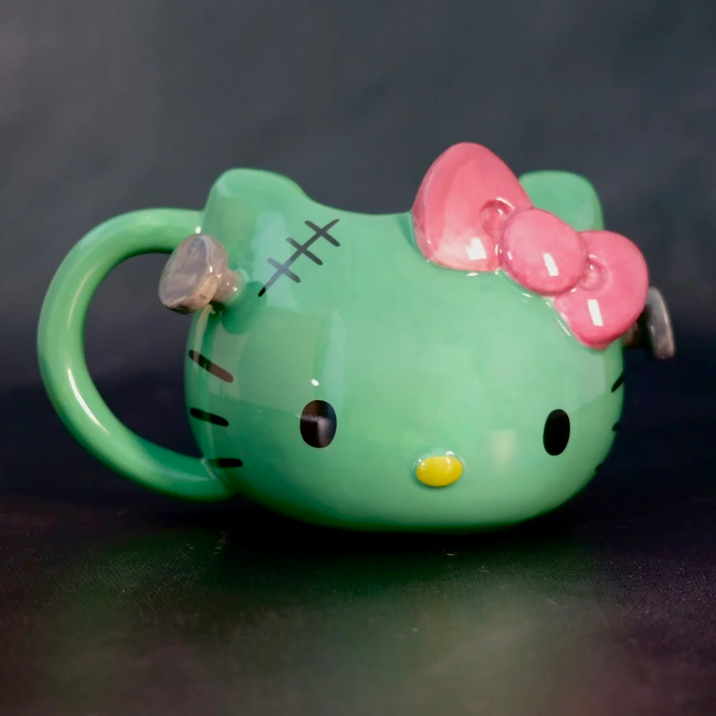 HELLO KITTY HEAD HALLOWEEN MUG & FIGURINE SET - Image 4