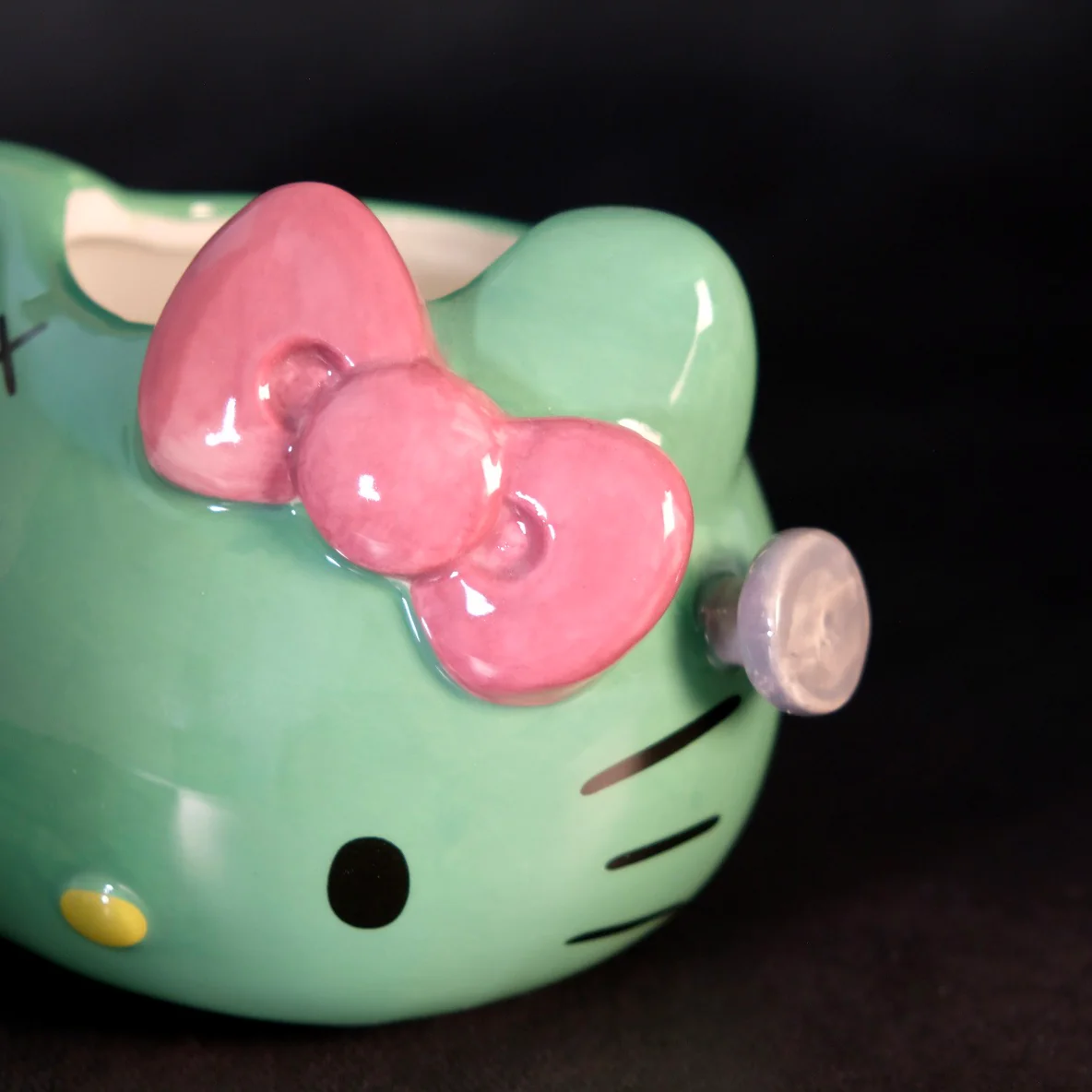 HELLO KITTY HEAD HALLOWEEN MUG & FIGURINE SET - Image 7