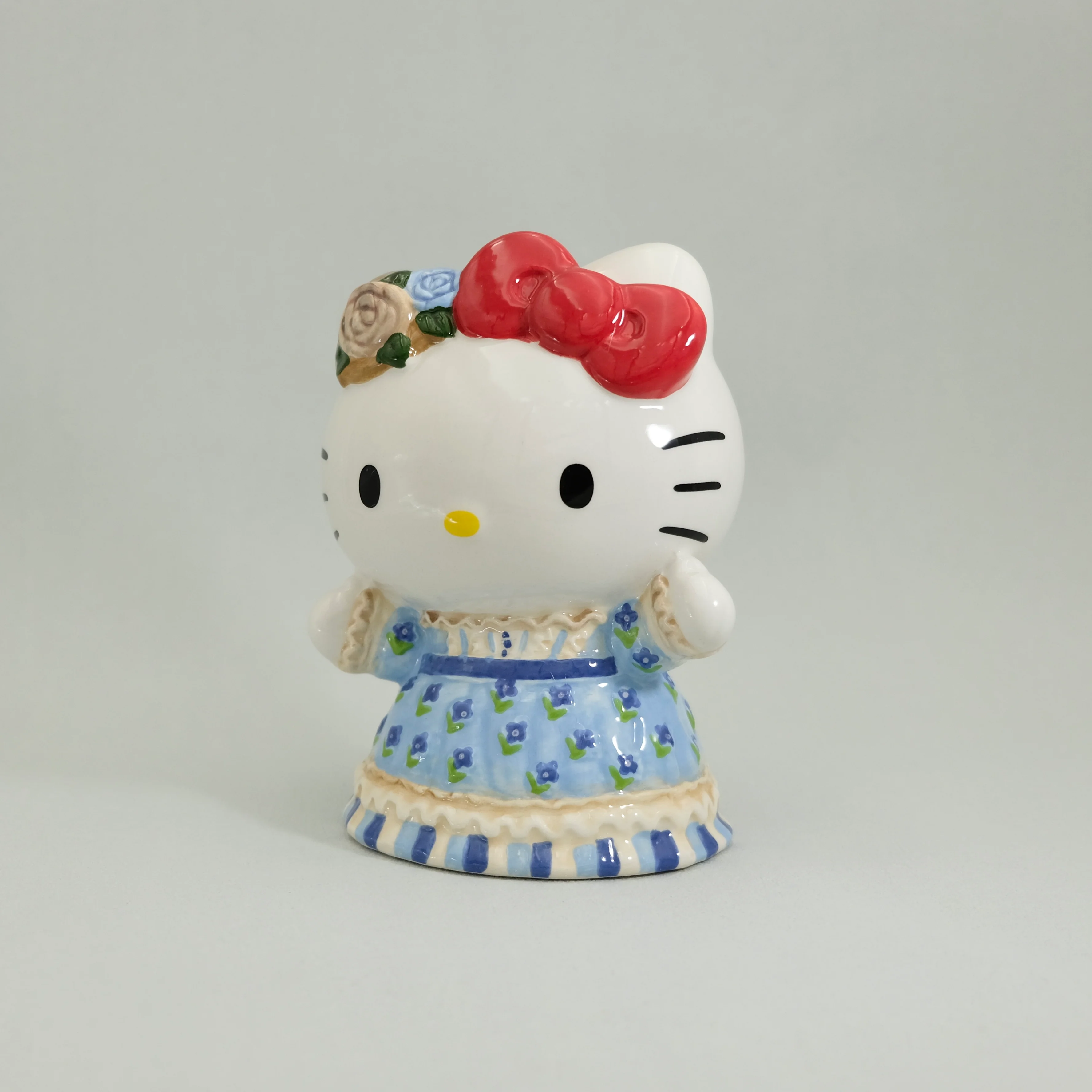 Hello Kitty in Western Prairie Dresses Figurine - Image 3