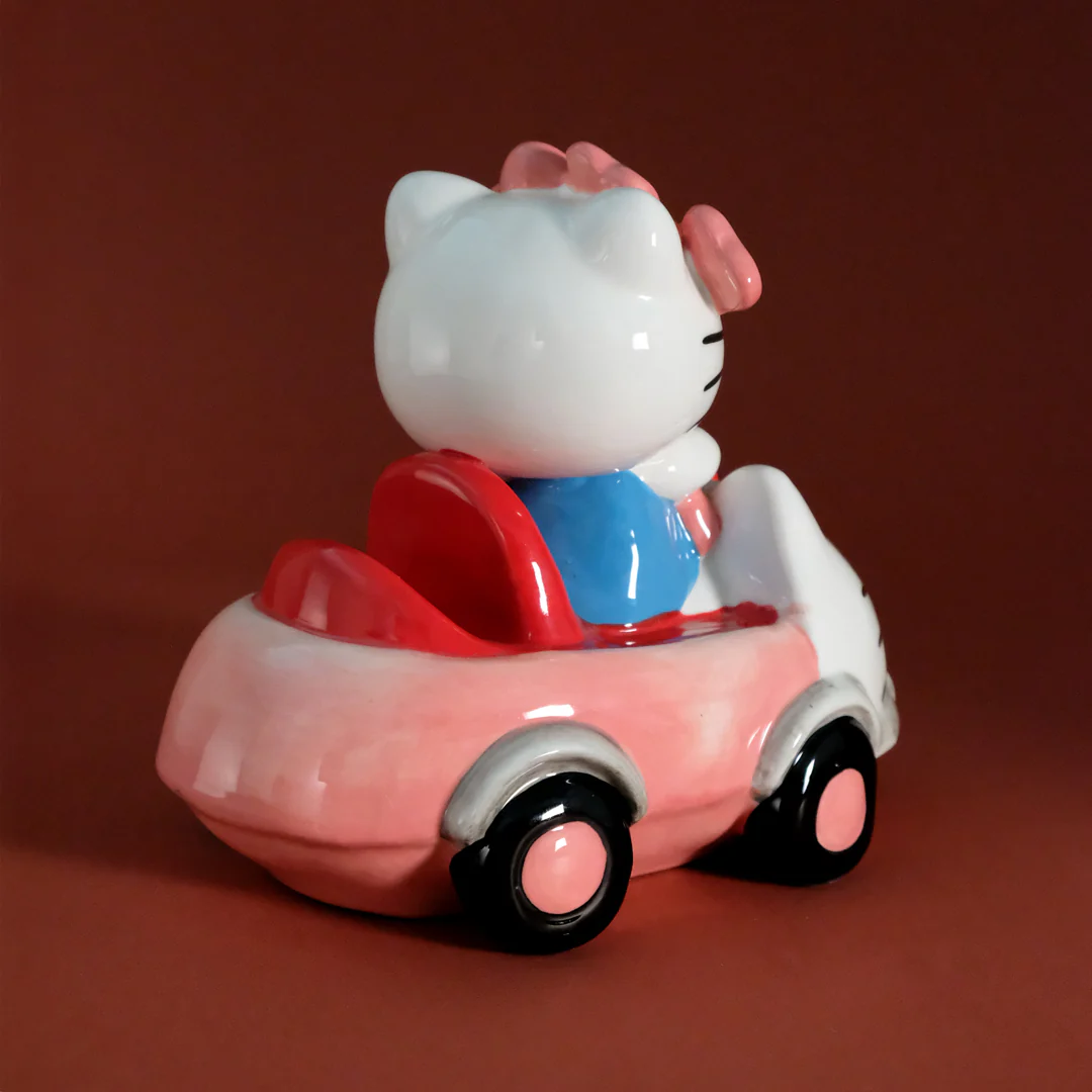 Hello Kitty Love Bug bank - Image 4
