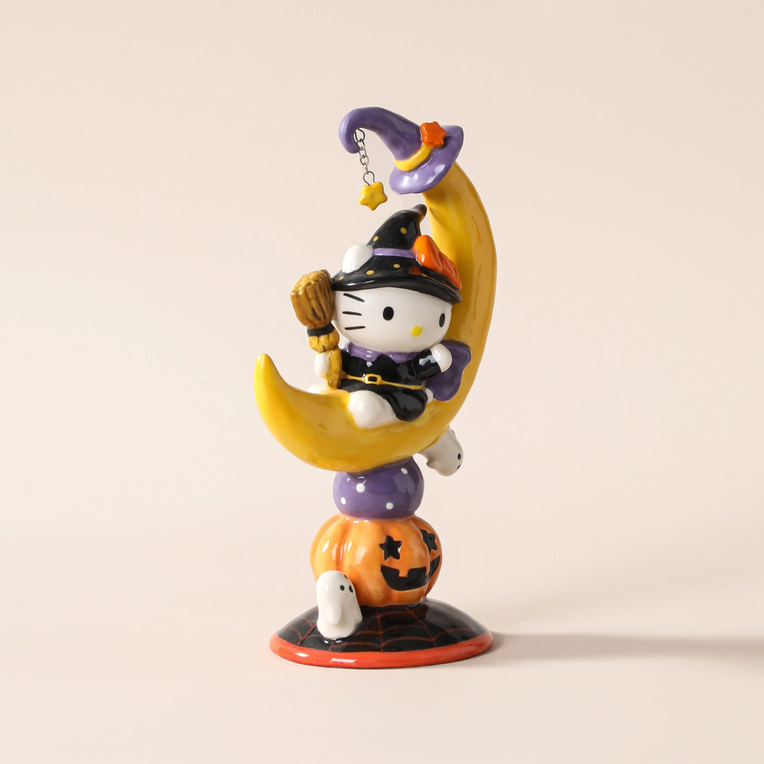 Hello Kitty Moonlight Figurine - Image 2