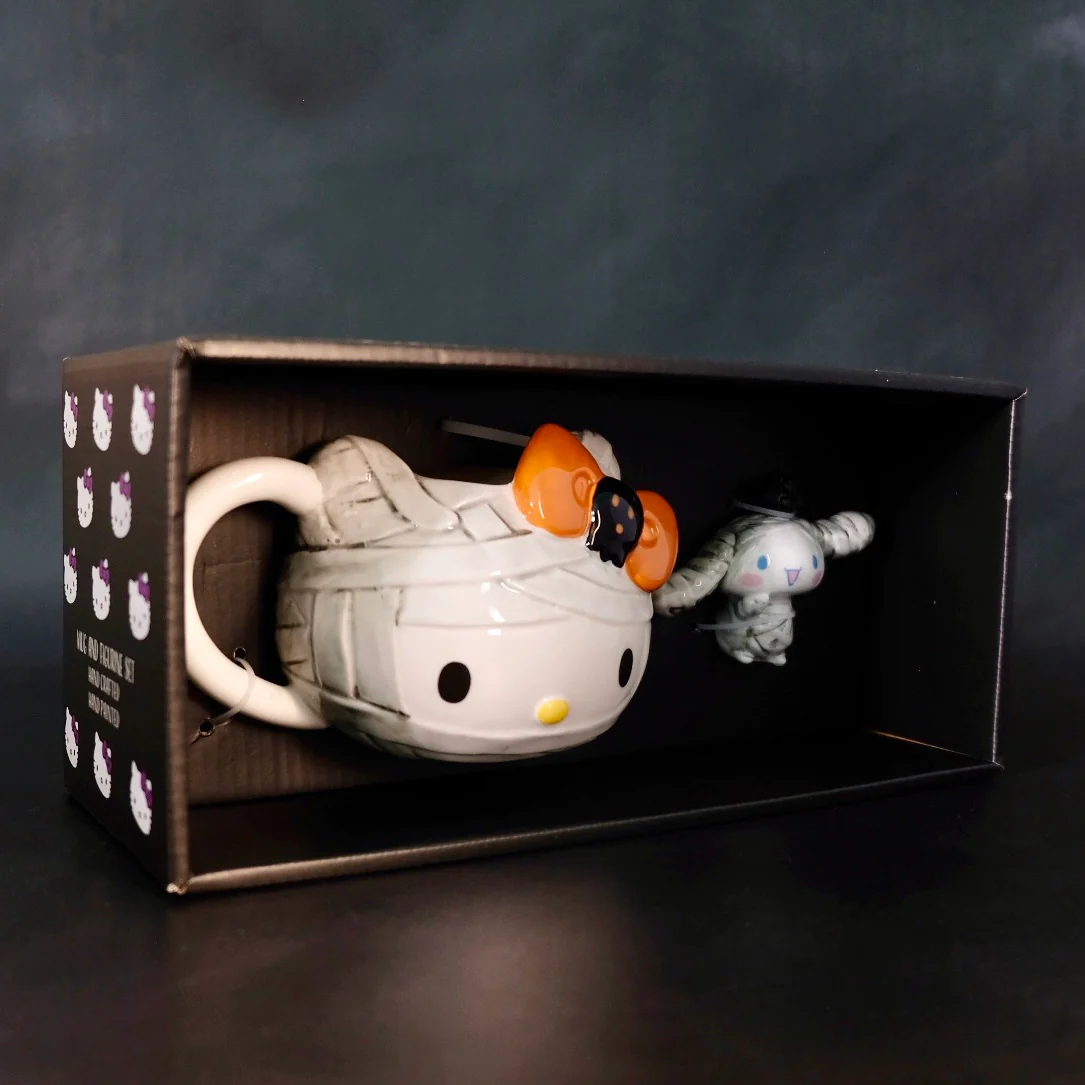 HELLO KITTY MUMMY MUG & FIGURINE SET - Image 2