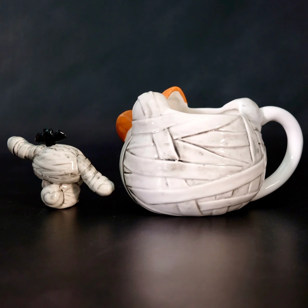 HELLO KITTY MUMMY MUG & FIGURINE SET - Image 3