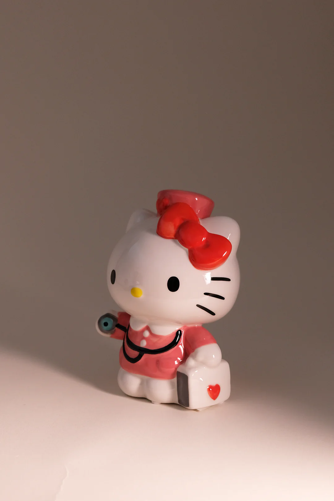 Hello Kitty Nurse Figurine - Image 2