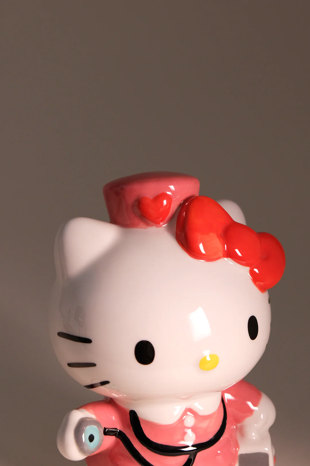 Hello Kitty Nurse Figurine - Image 5