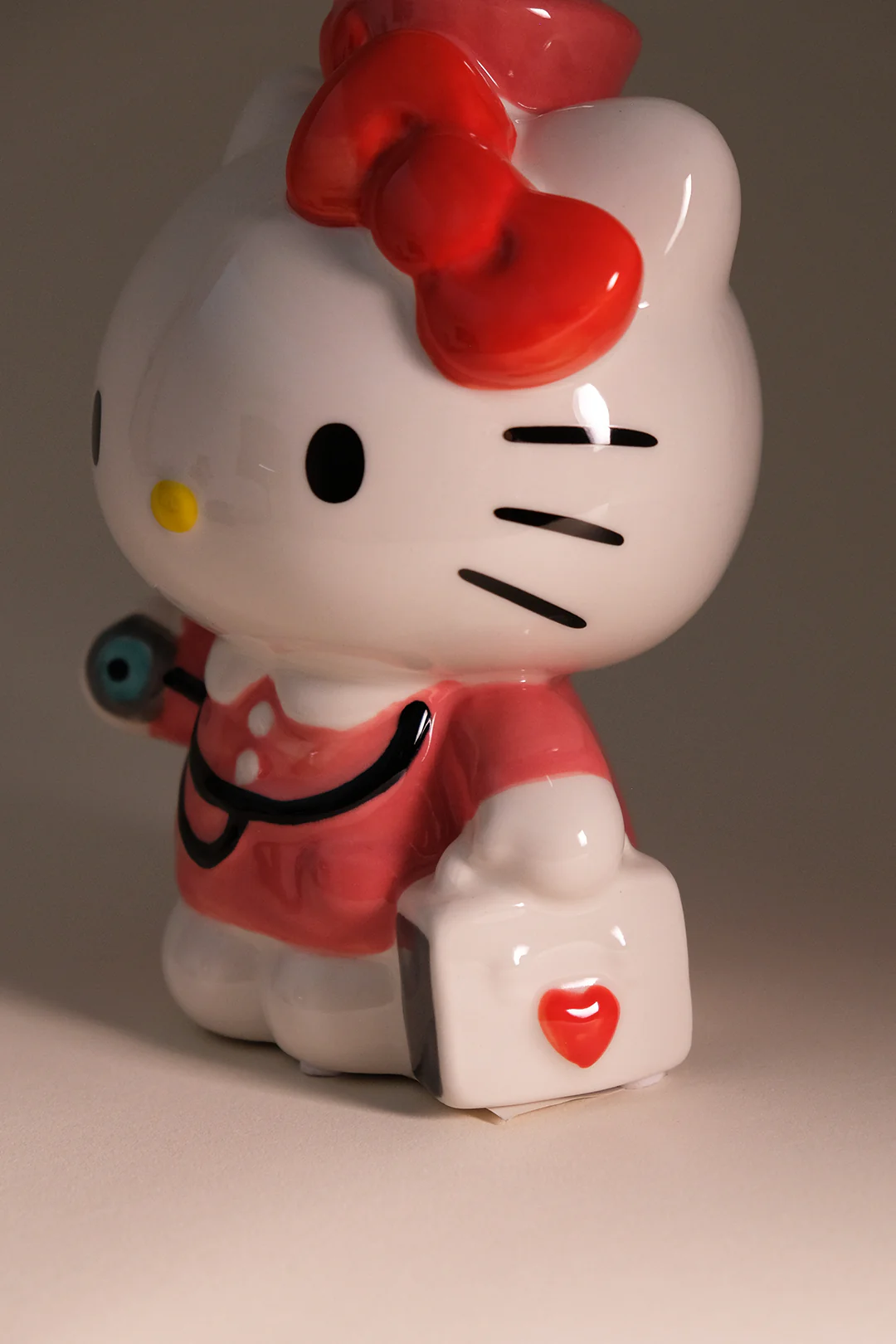 Hello Kitty Nurse Figurine - Image 7