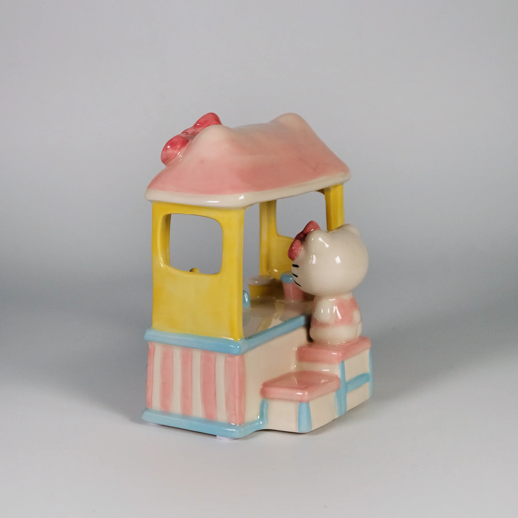 Hello Kitty Popsicle Stand Figurine - Image 3