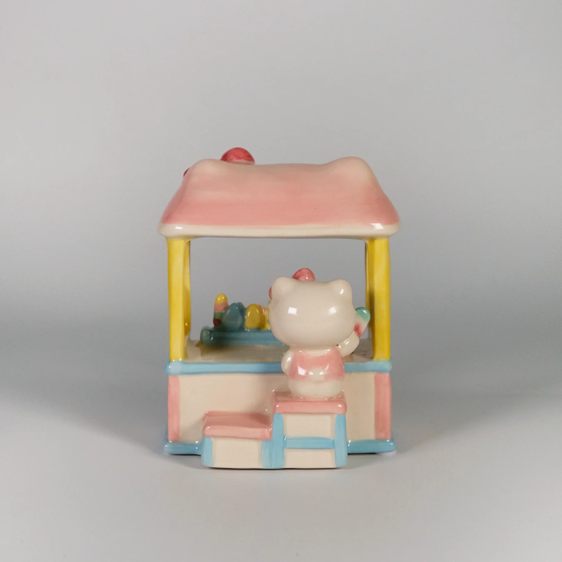 Hello Kitty Popsicle Stand Figurine - Image 4