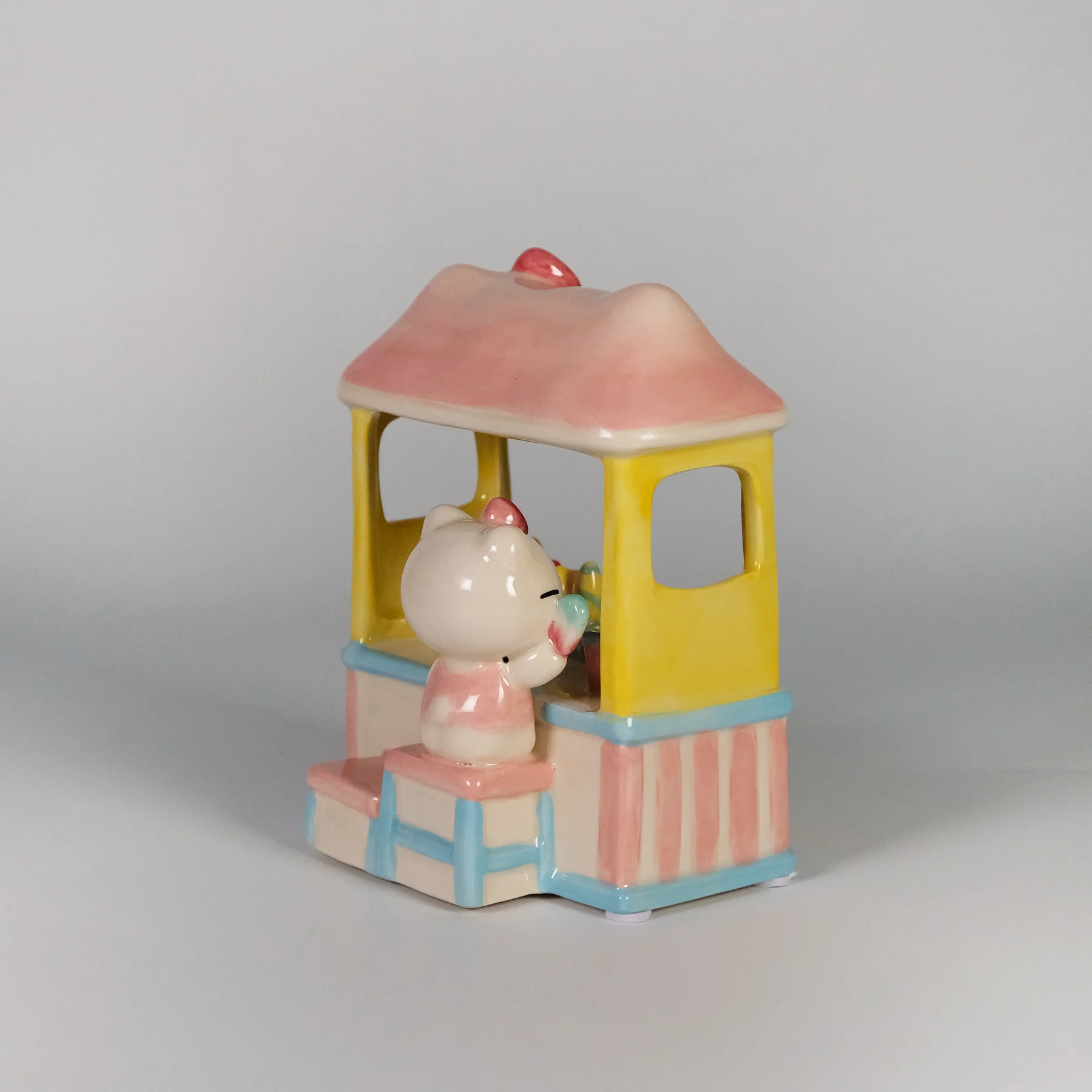 Hello Kitty Popsicle Stand Figurine - Image 5