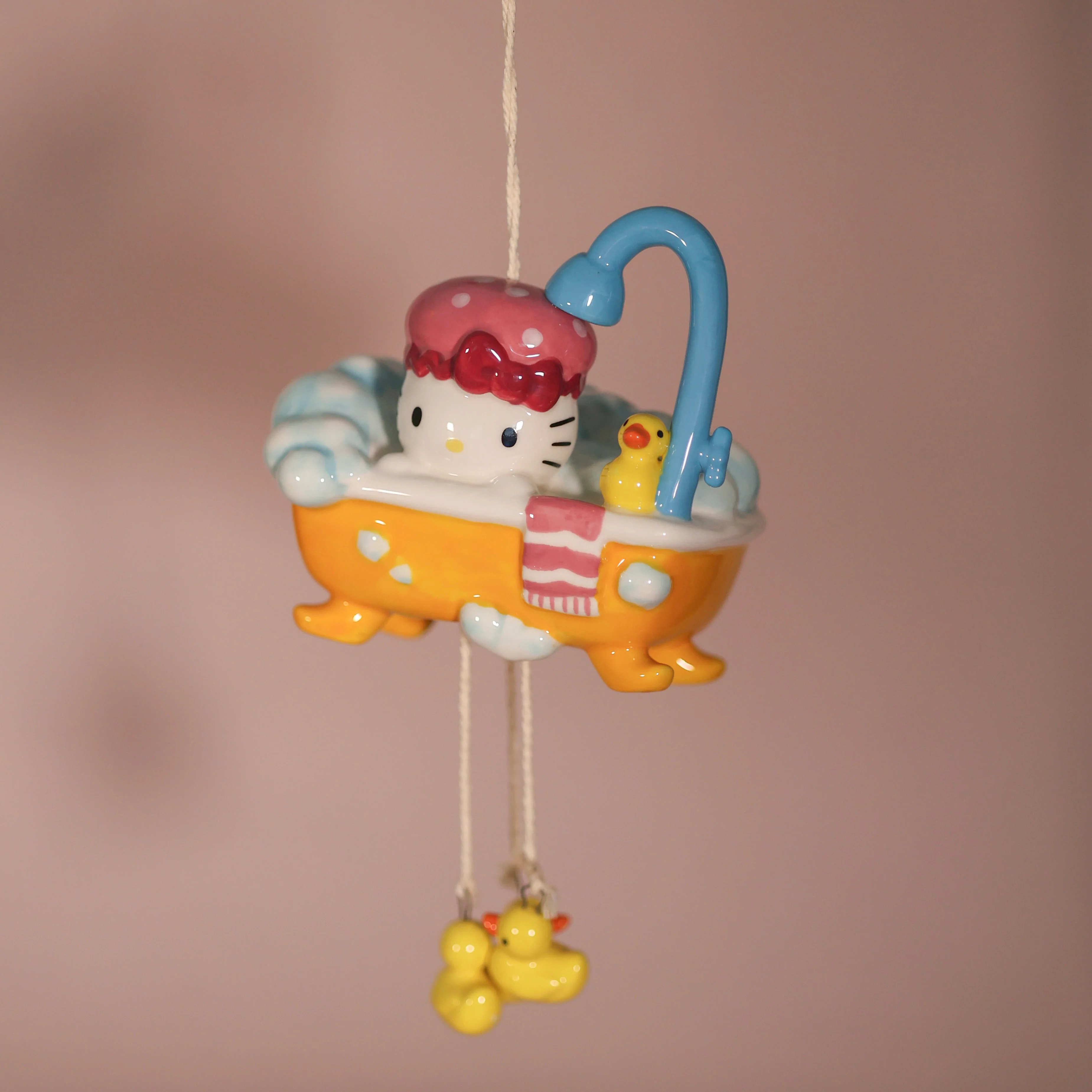 Hello Kitty Tub Time Wind Chime - Image 4