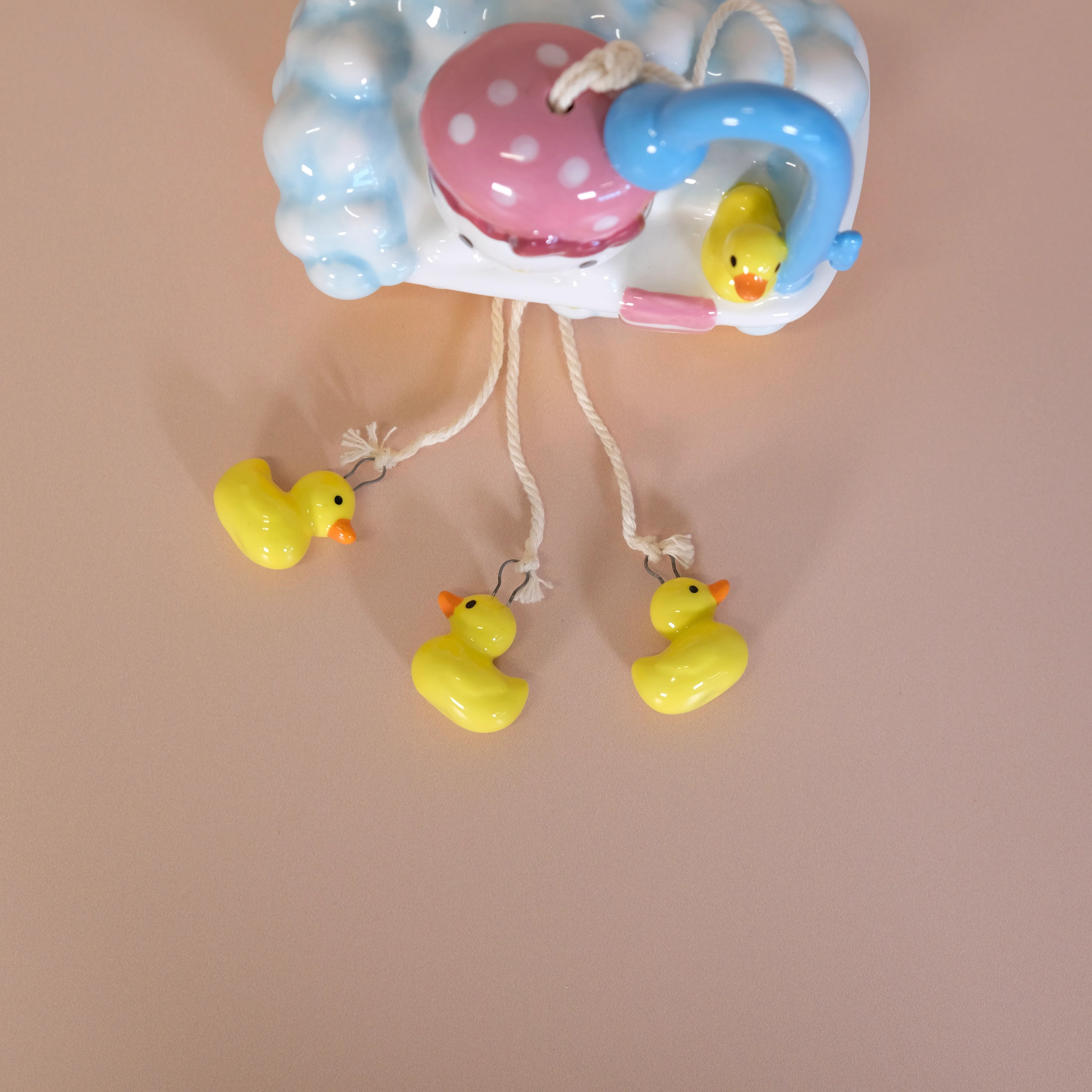 Hello Kitty Tub Time Wind Chime - Image 9