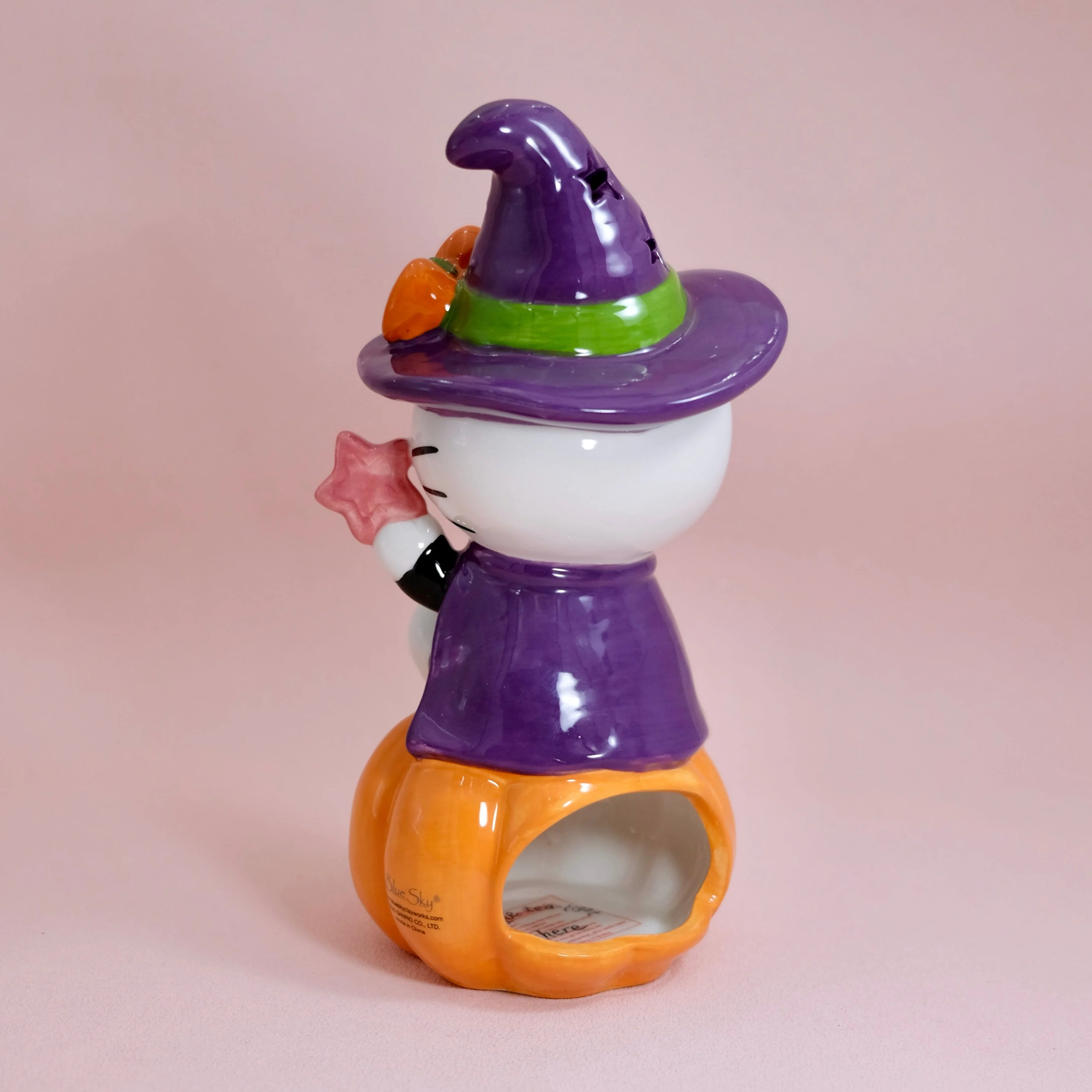 Hello Kitty Witch Pumpkin Candle House - Image 4