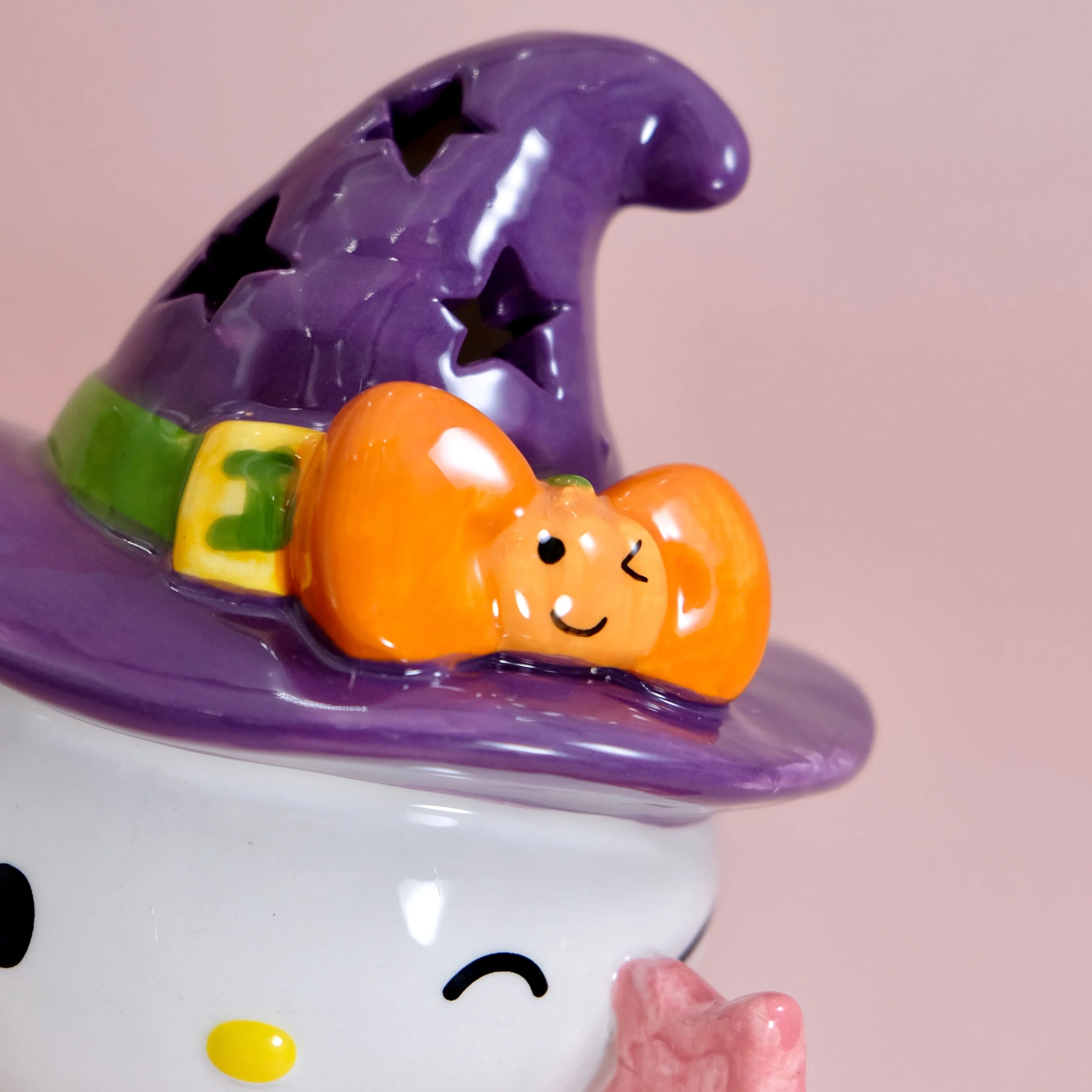 Hello Kitty Witch Pumpkin Candle House - Image 6