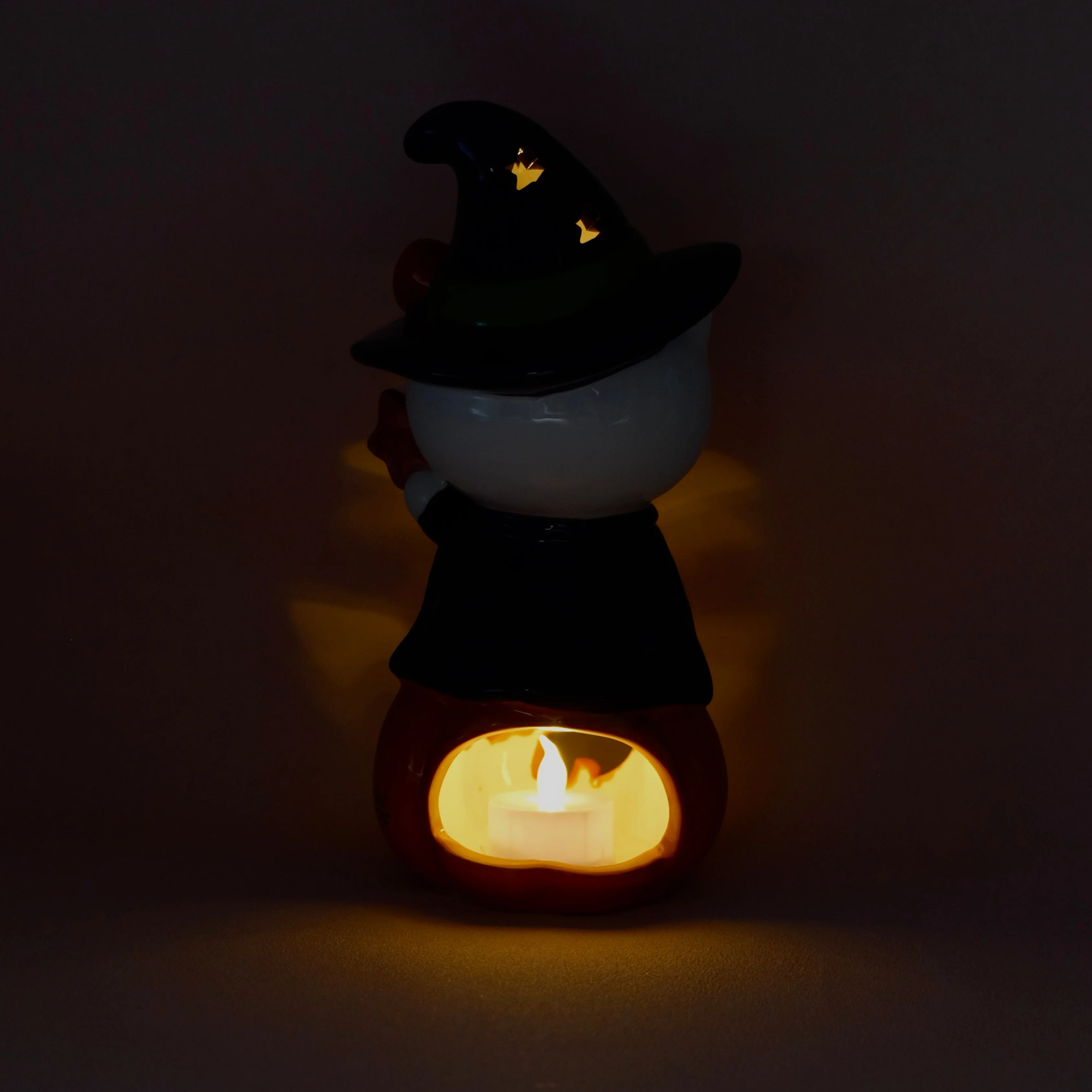 Hello Kitty Witch Pumpkin Candle House - Image 9