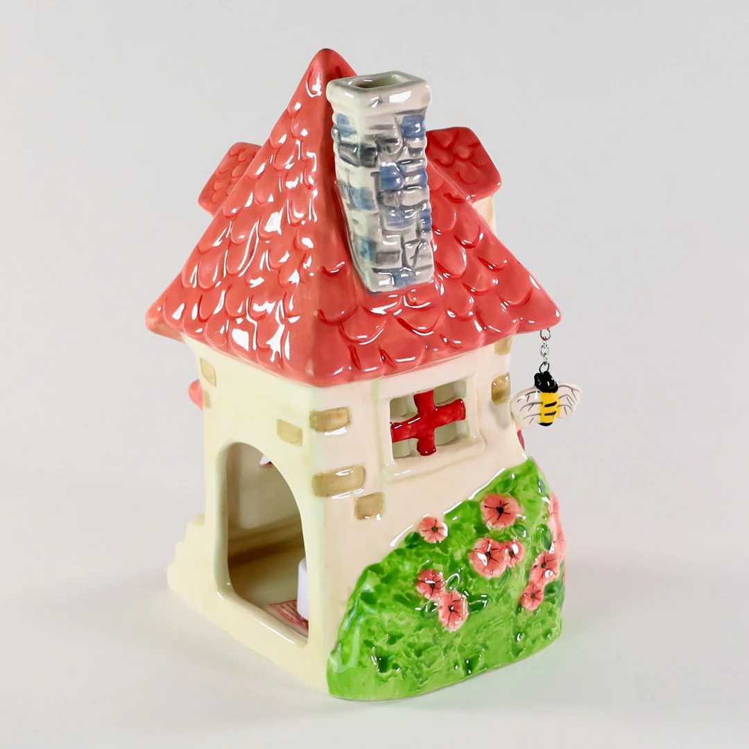 HIBISCUS HAVEN CANDLE HOUSE - Image 3