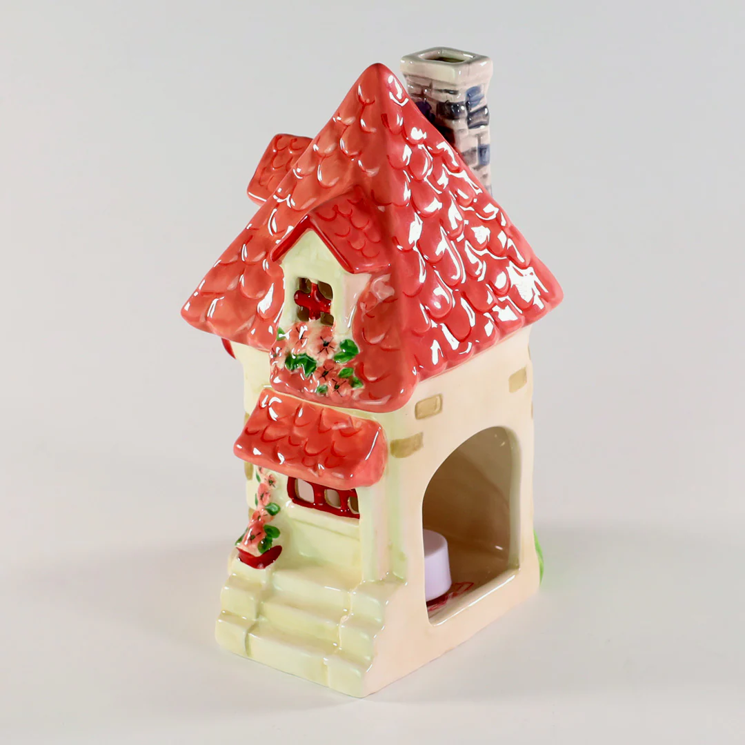 HIBISCUS HAVEN CANDLE HOUSE - Image 4