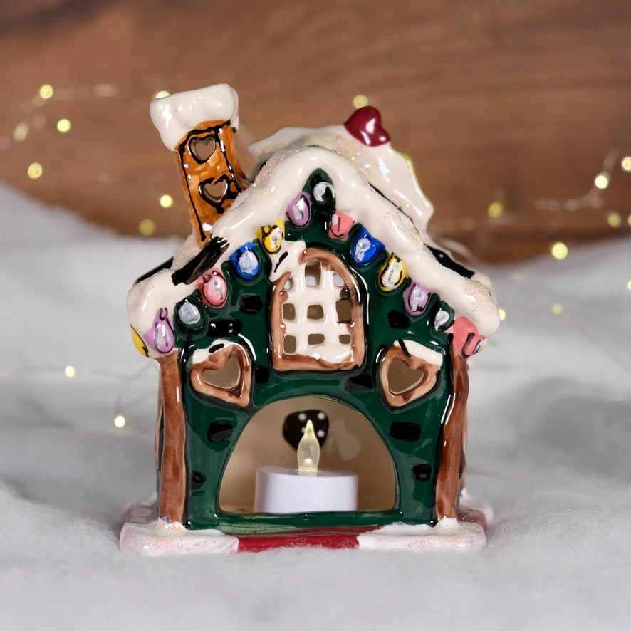 Holly Berry Cottage Candle House - Image 4