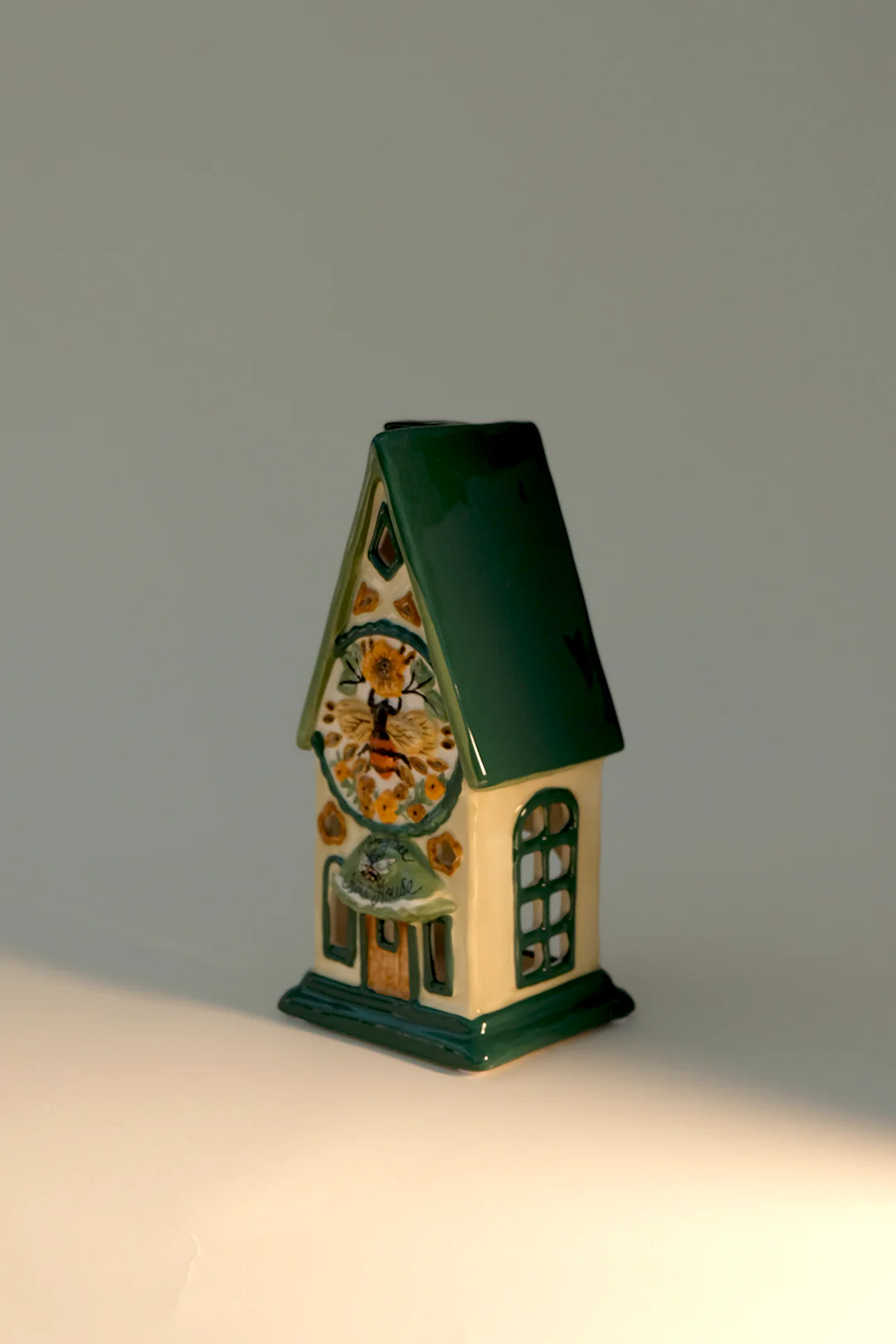 Honey Bee Hive House Candle House - Image 3