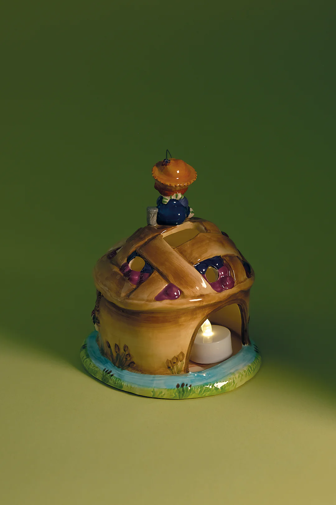 Huckleberry Pie's Berry Lazy Cabin Candle House - Image 3