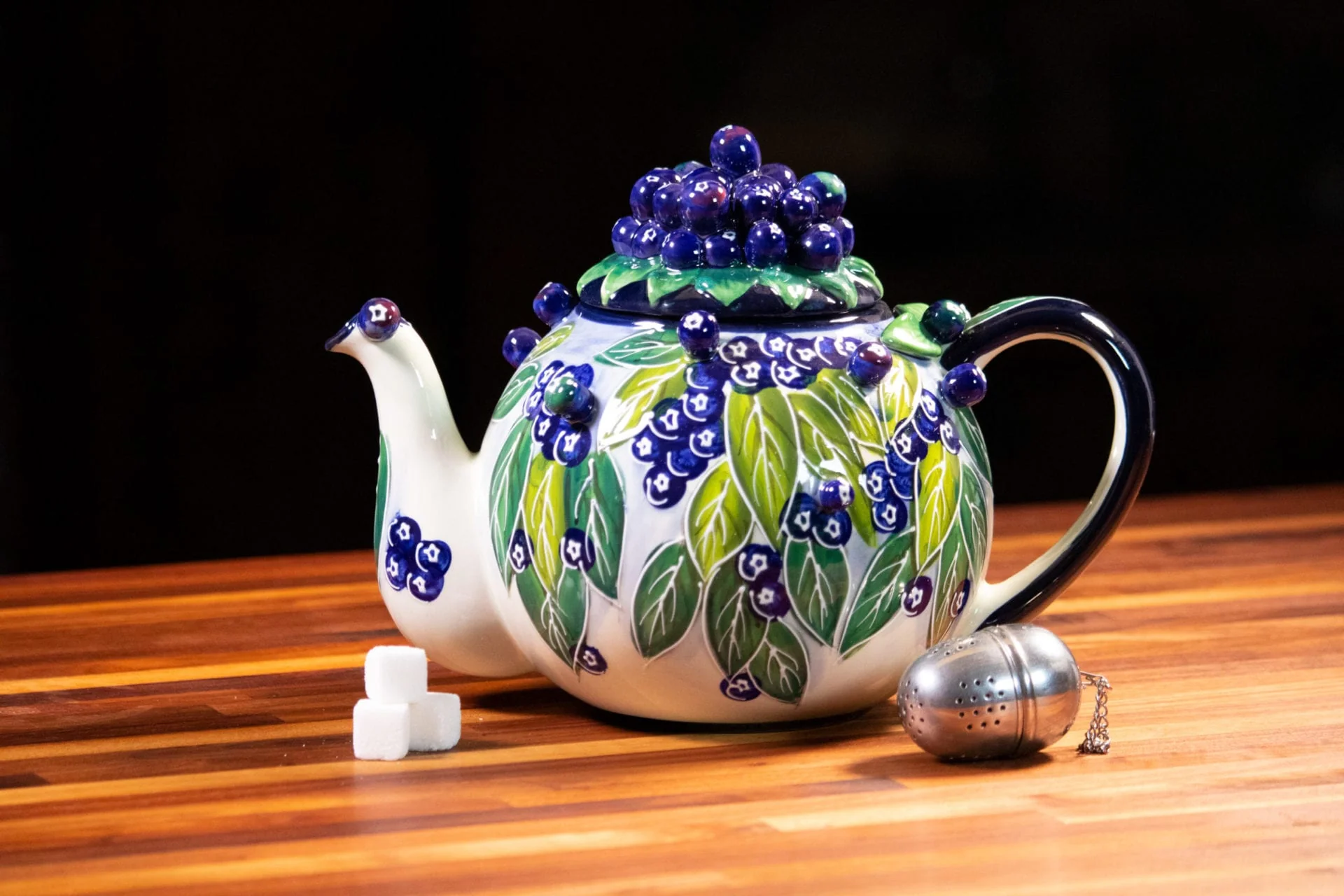 Icing on the Cake - Blueberry Teapot - Image 2