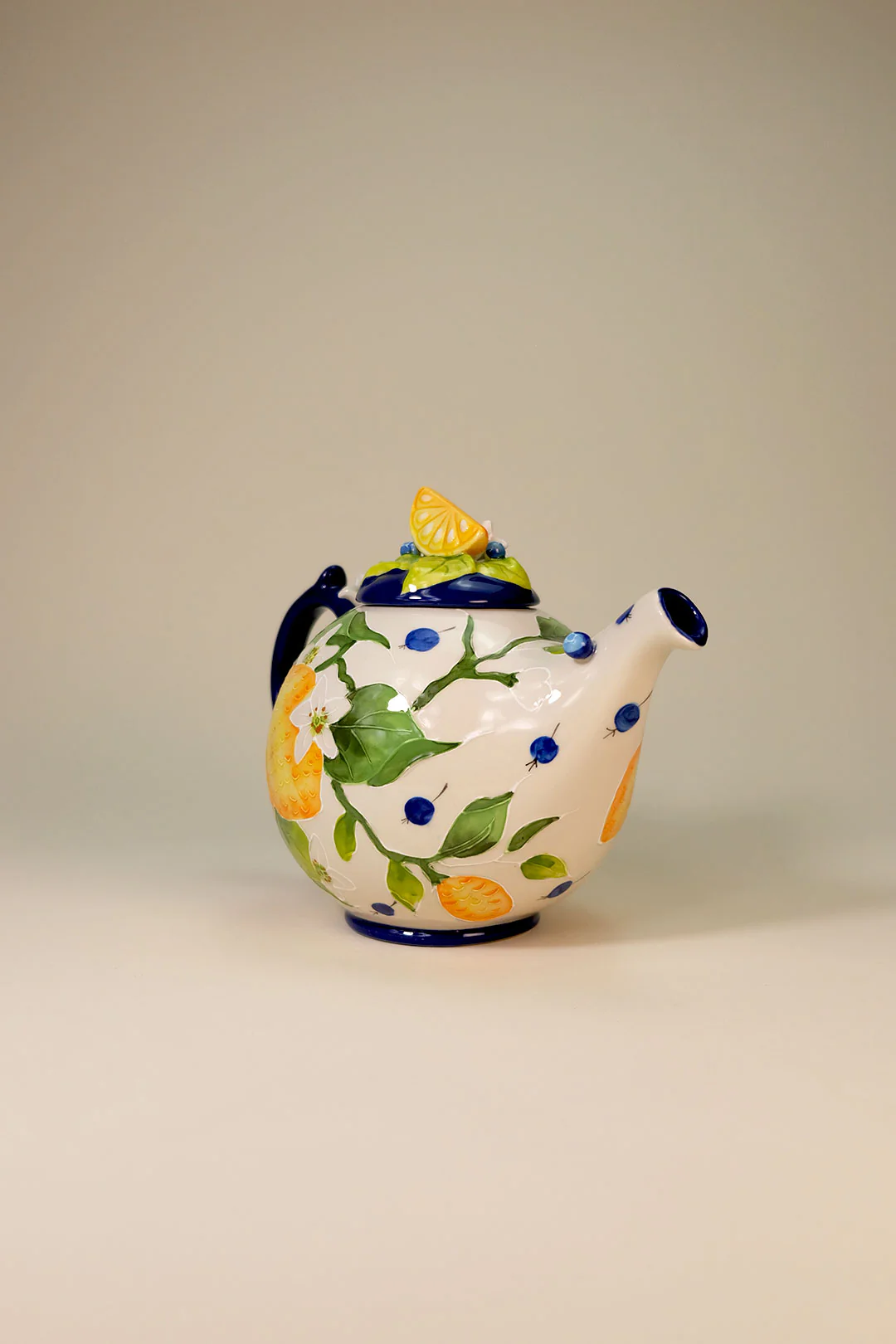 Icing on the Cake - Lemon Teapot - Image 7
