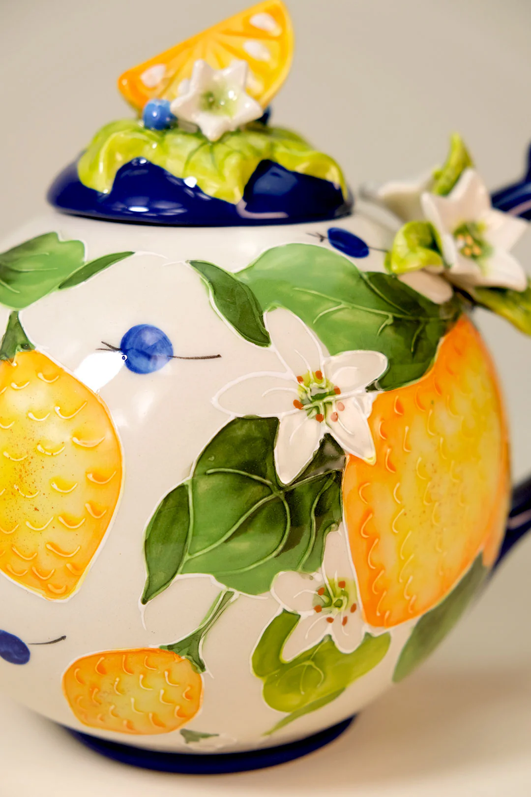 Icing on the Cake - Lemon Teapot - Image 9
