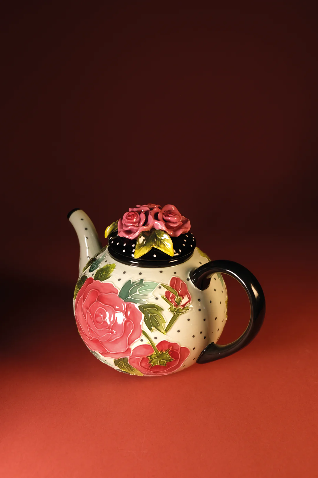 Icing on the Cake - Rose Teapot - Image 3