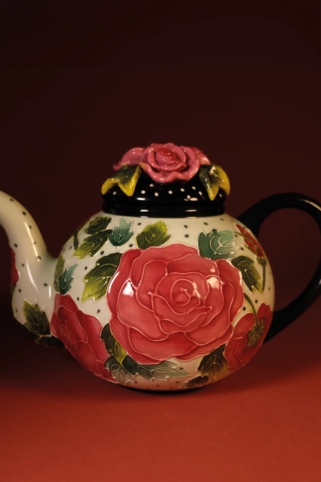 Icing on the Cake - Rose Teapot - Image 7