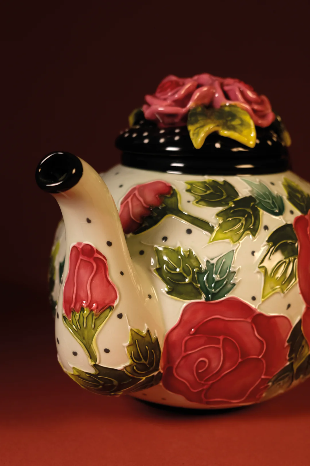 Icing on the Cake - Rose Teapot - Image 9