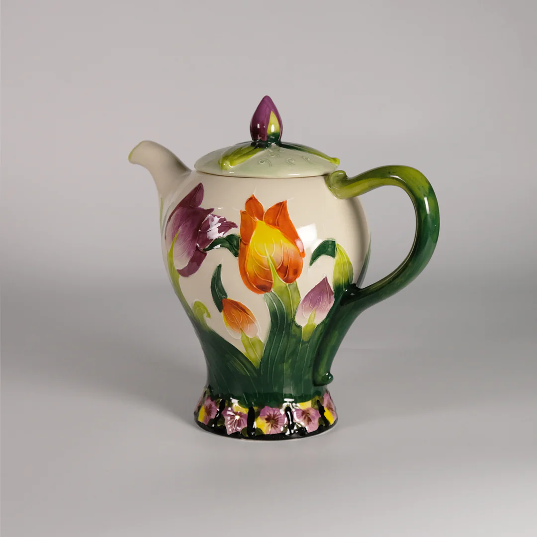 Icing on the Cake - Tulip Teapot - Image 2