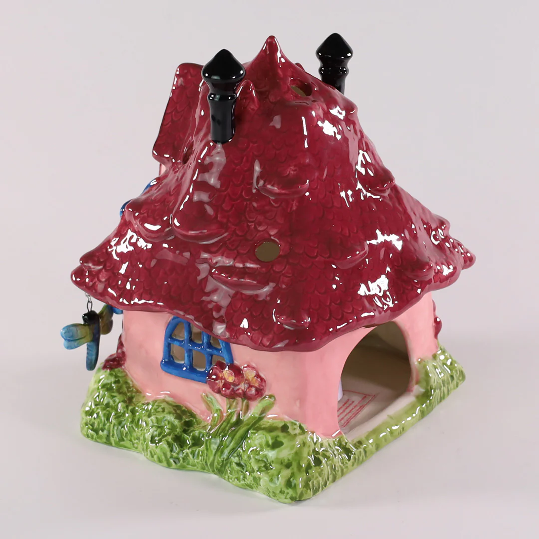 INN ON IRIS POND CANDLE HOUSE - Image 3