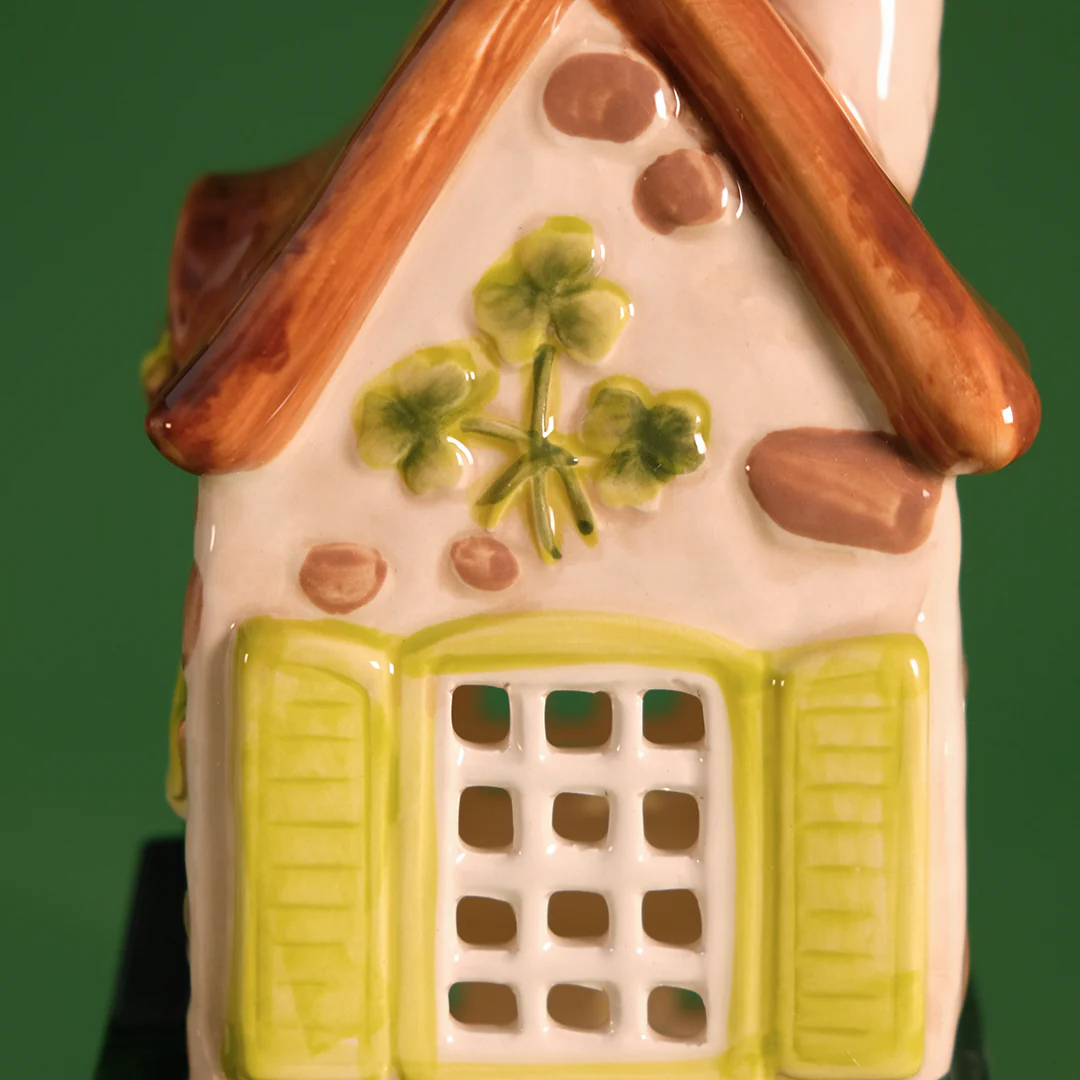Irish Pub Candle House - Image 7