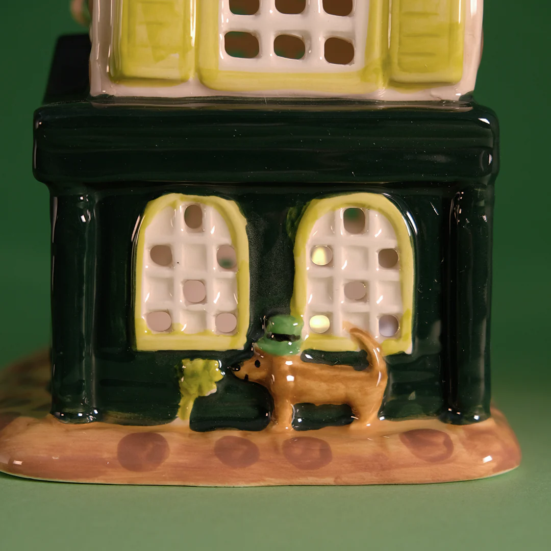 Irish Pub Candle House - Image 9