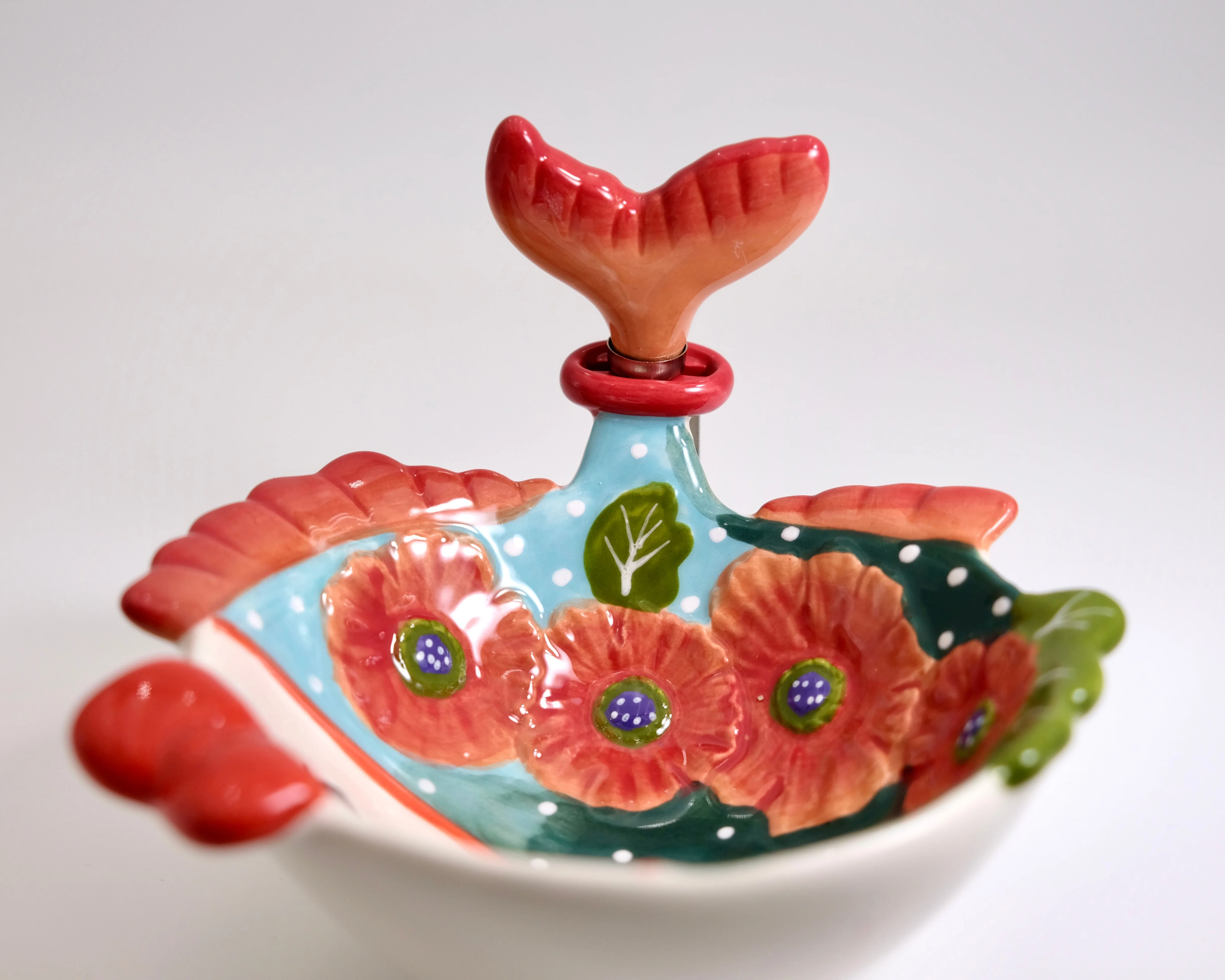 KISSY FISH DIP BOWL WITH SPREADER SET - Image 3