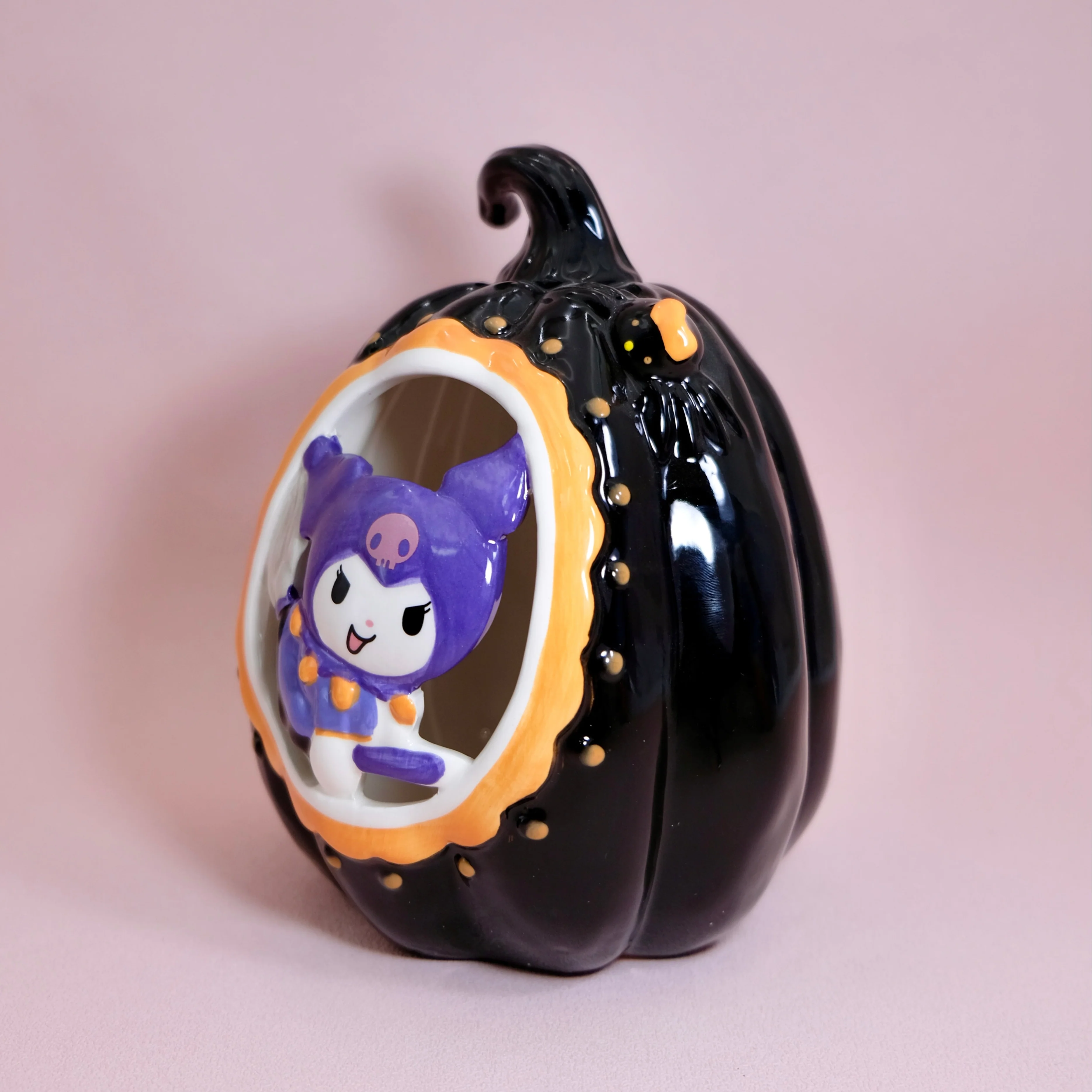 Kuromi Pumpkin Cutout Candle House - Image 3