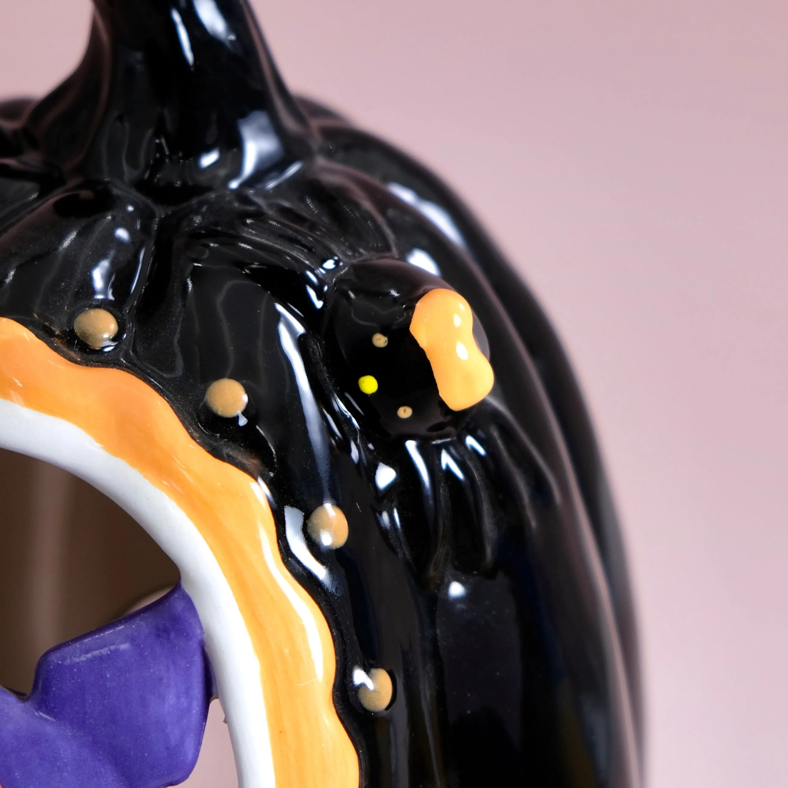 Kuromi Pumpkin Cutout Candle House - Image 7