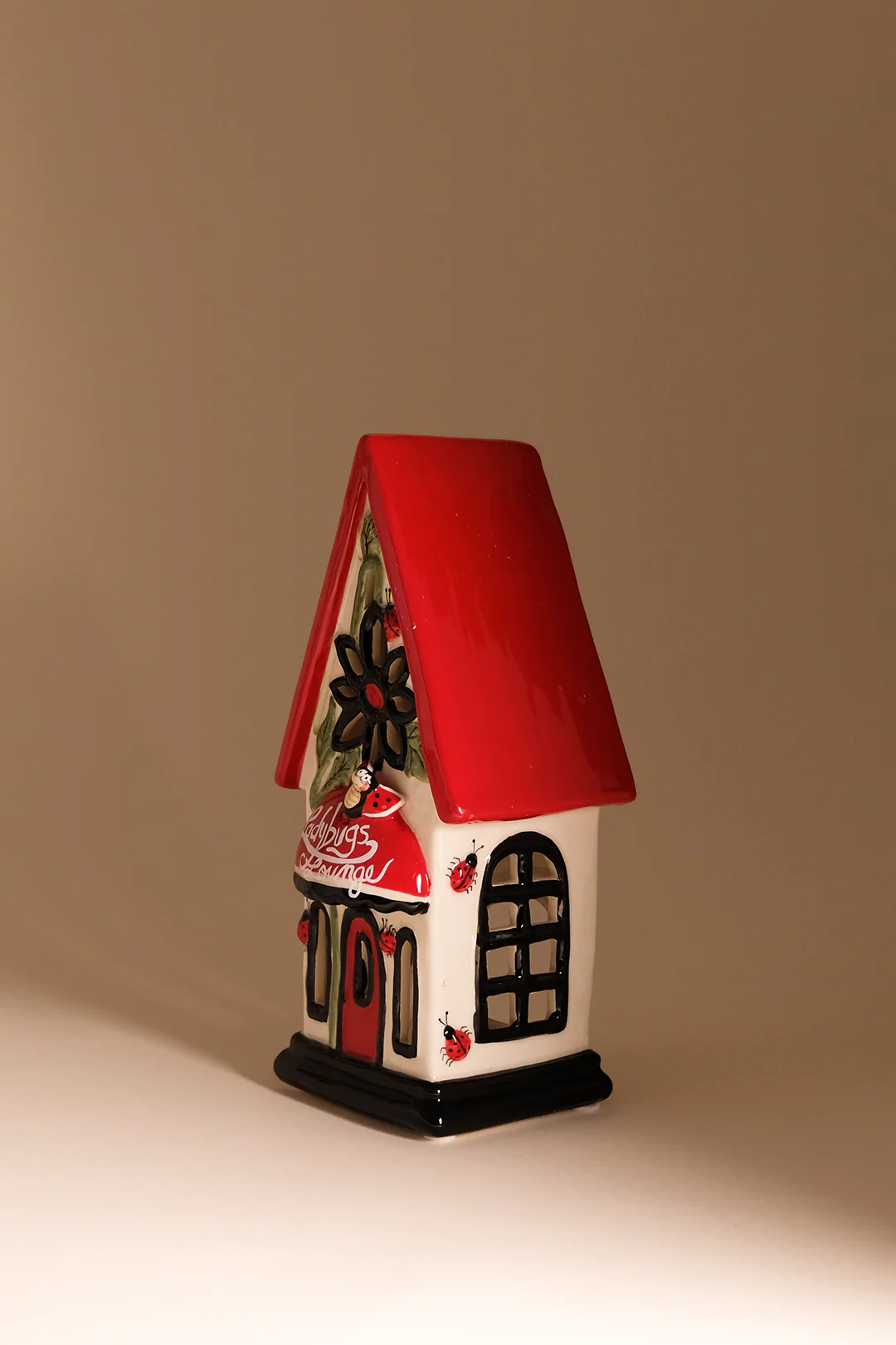Ladybugs Lounge Candle House - Image 3
