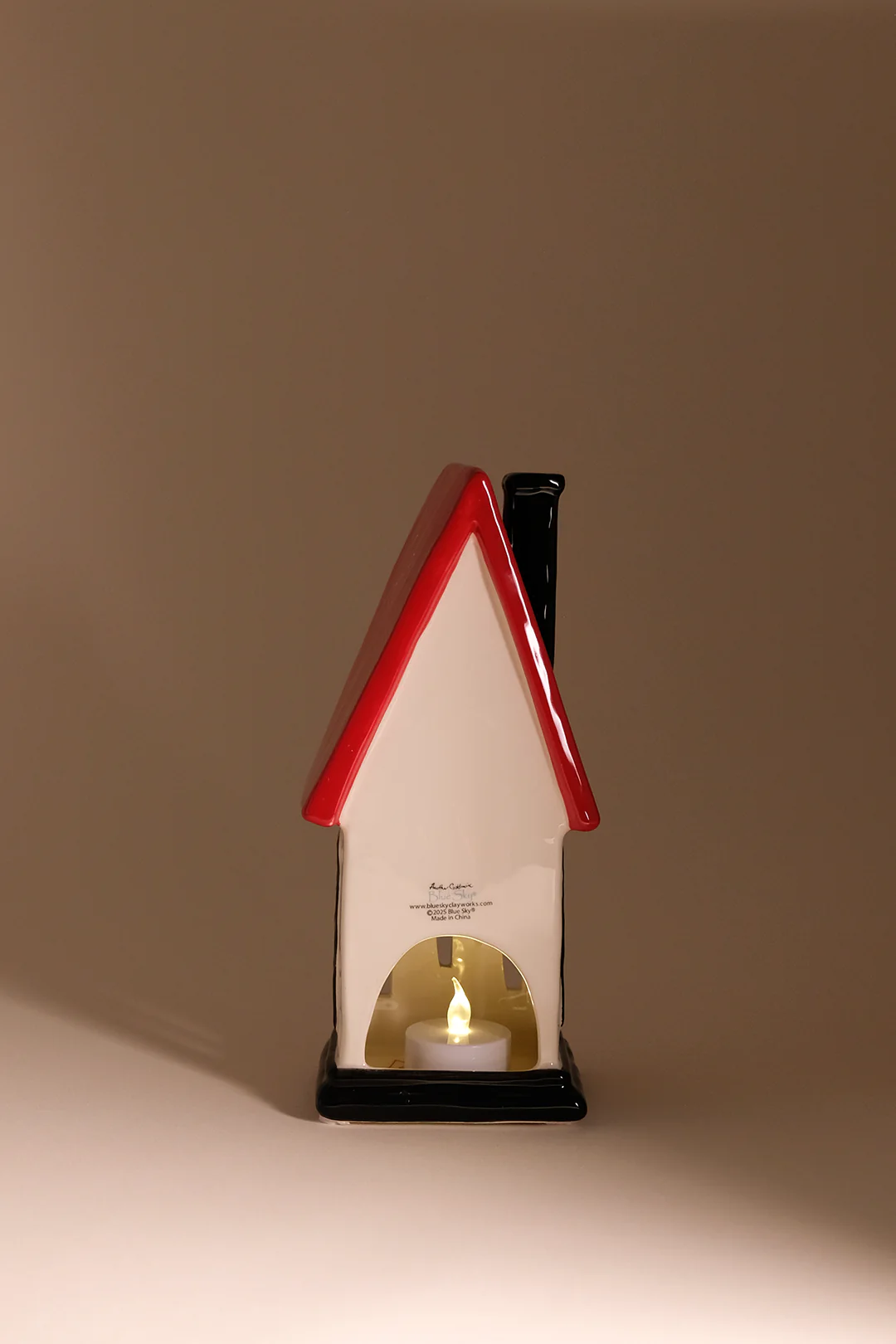 Ladybugs Lounge Candle House - Image 4