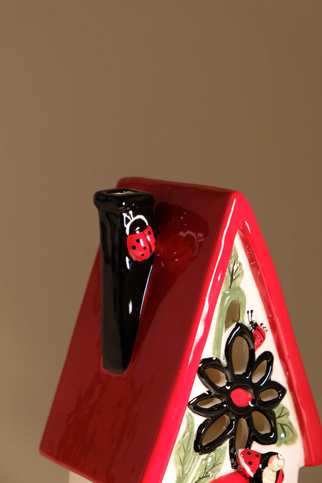 Ladybugs Lounge Candle House - Image 7