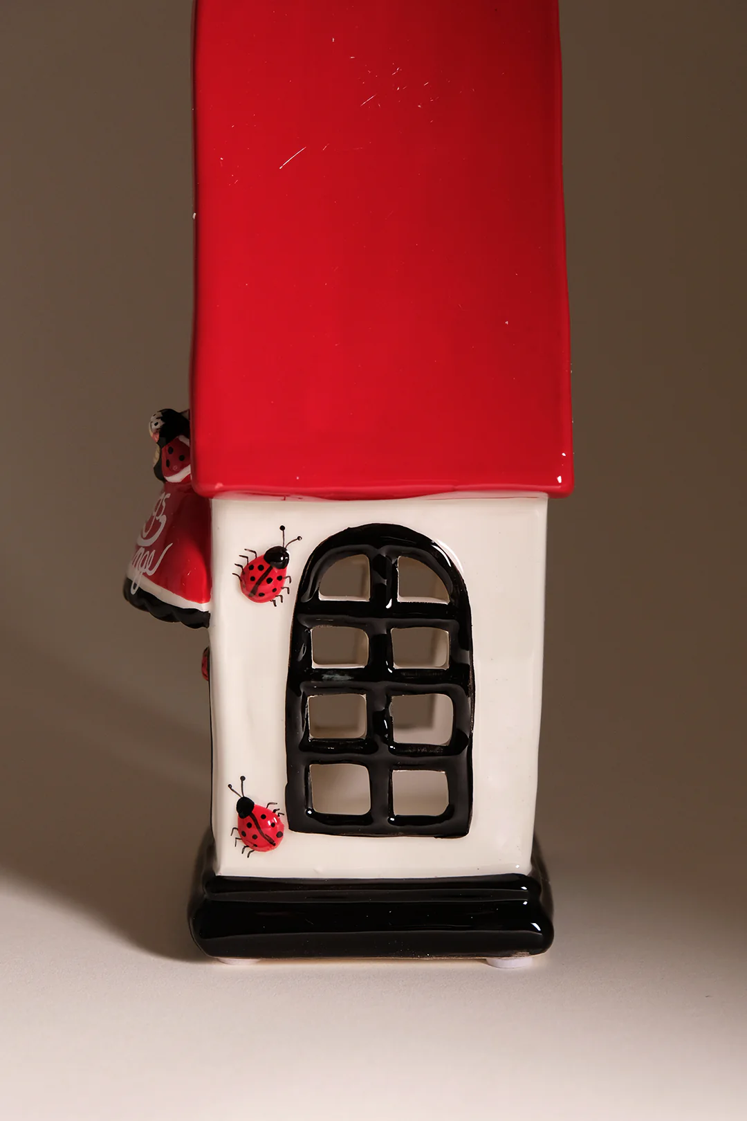 Ladybugs Lounge Candle House - Image 8