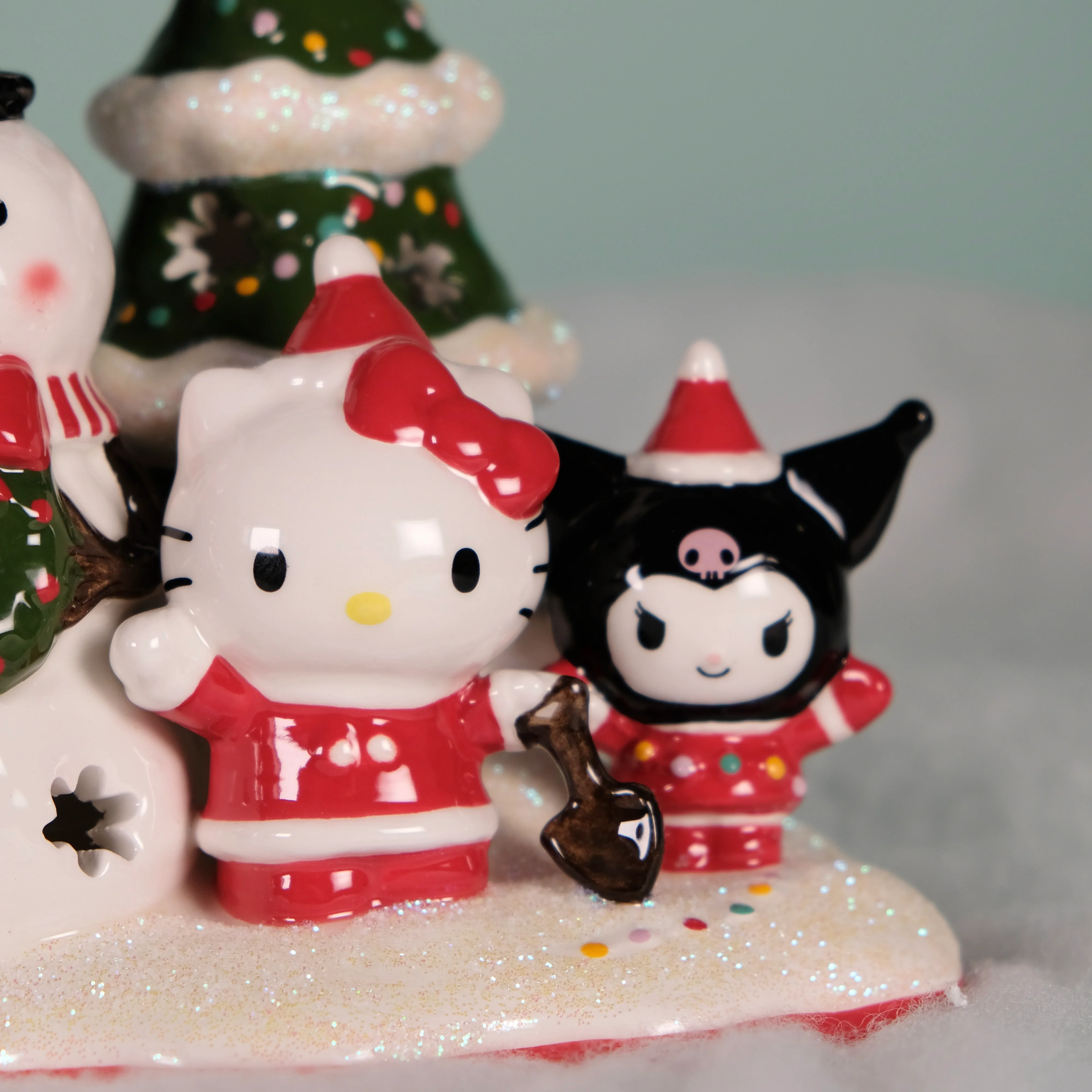 Let it Snow Hello Kitty and Friends Tealite Holder - Image 8