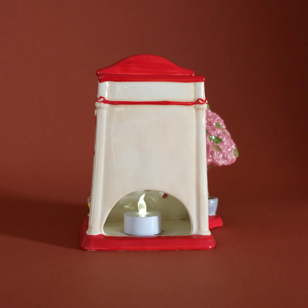 Love Blooms Here Candle House - Image 3