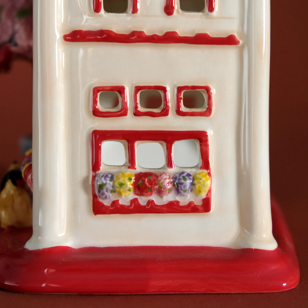 Love Blooms Here Candle House - Image 6