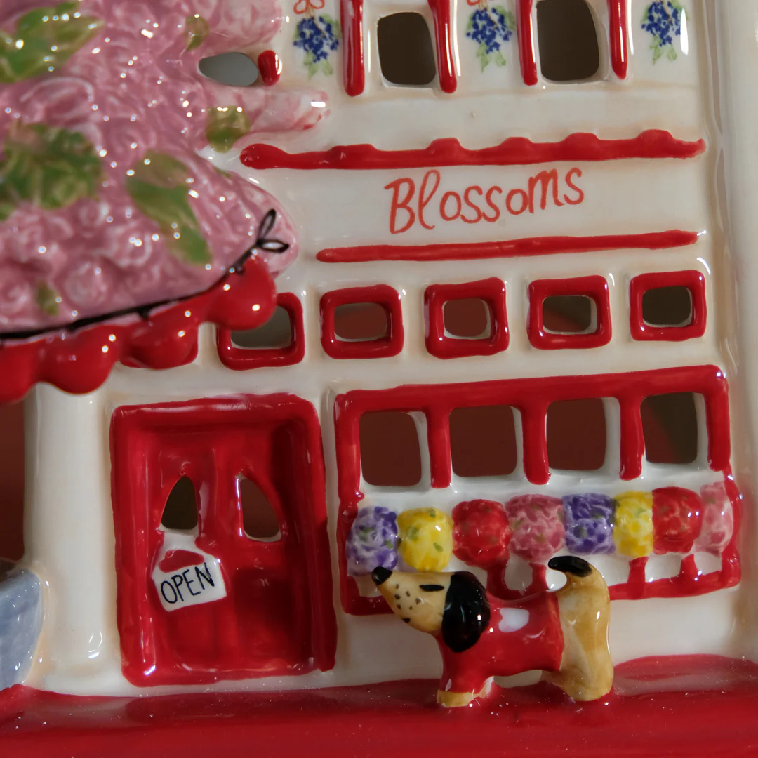 Love Blooms Here Candle House - Image 7