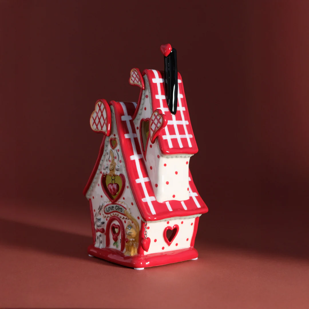 Love Cats Candle House - Image 3