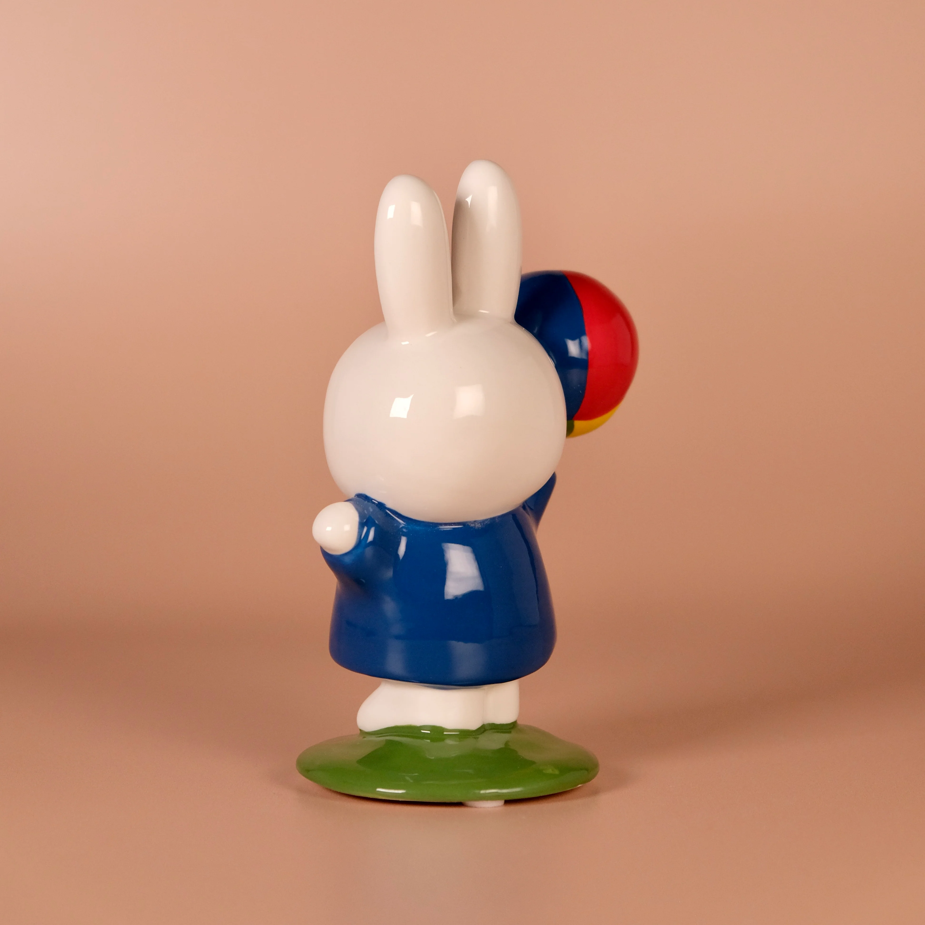 Miffy Beach Ball Figurine - Image 5