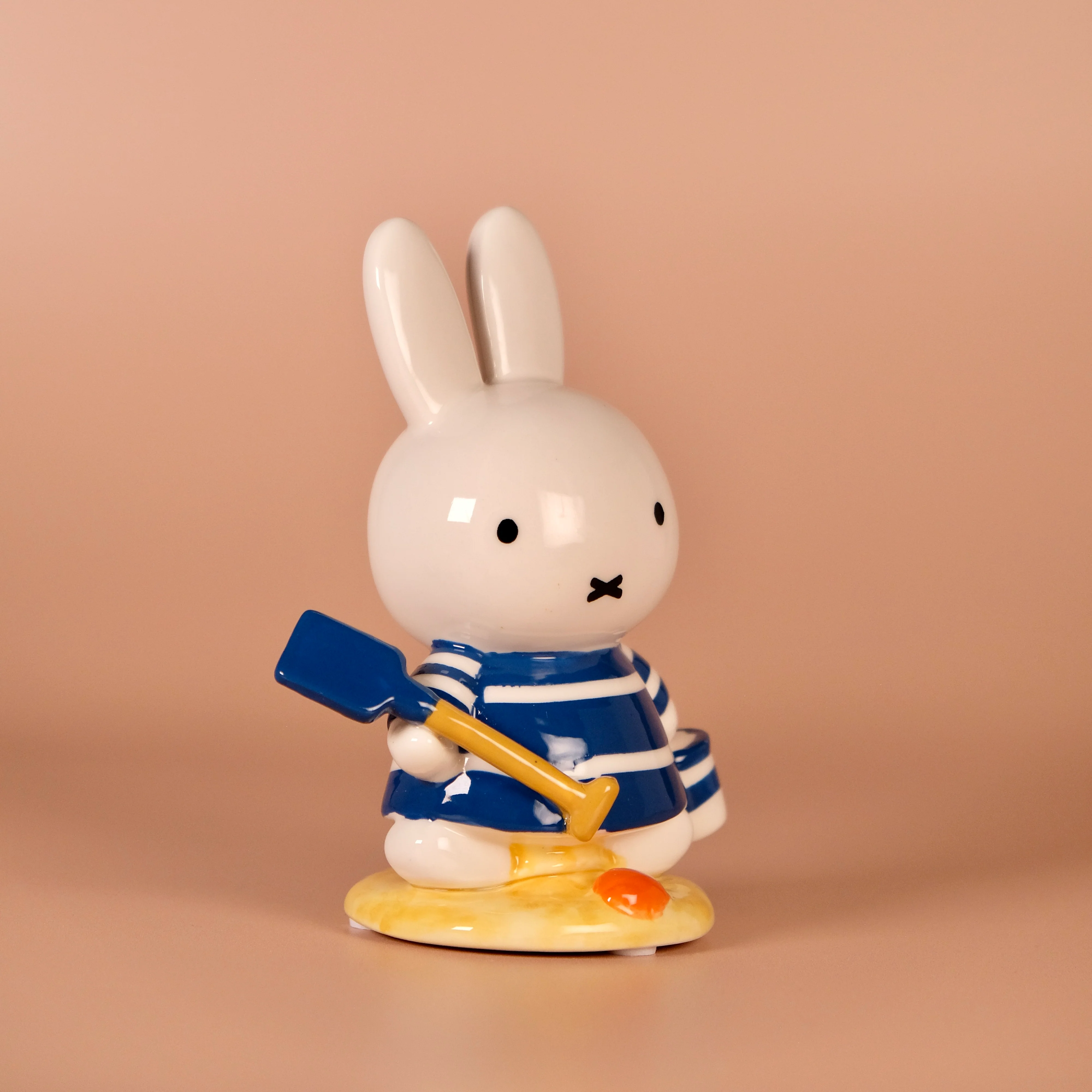 Miffy at the Beach Figurine - Image 2