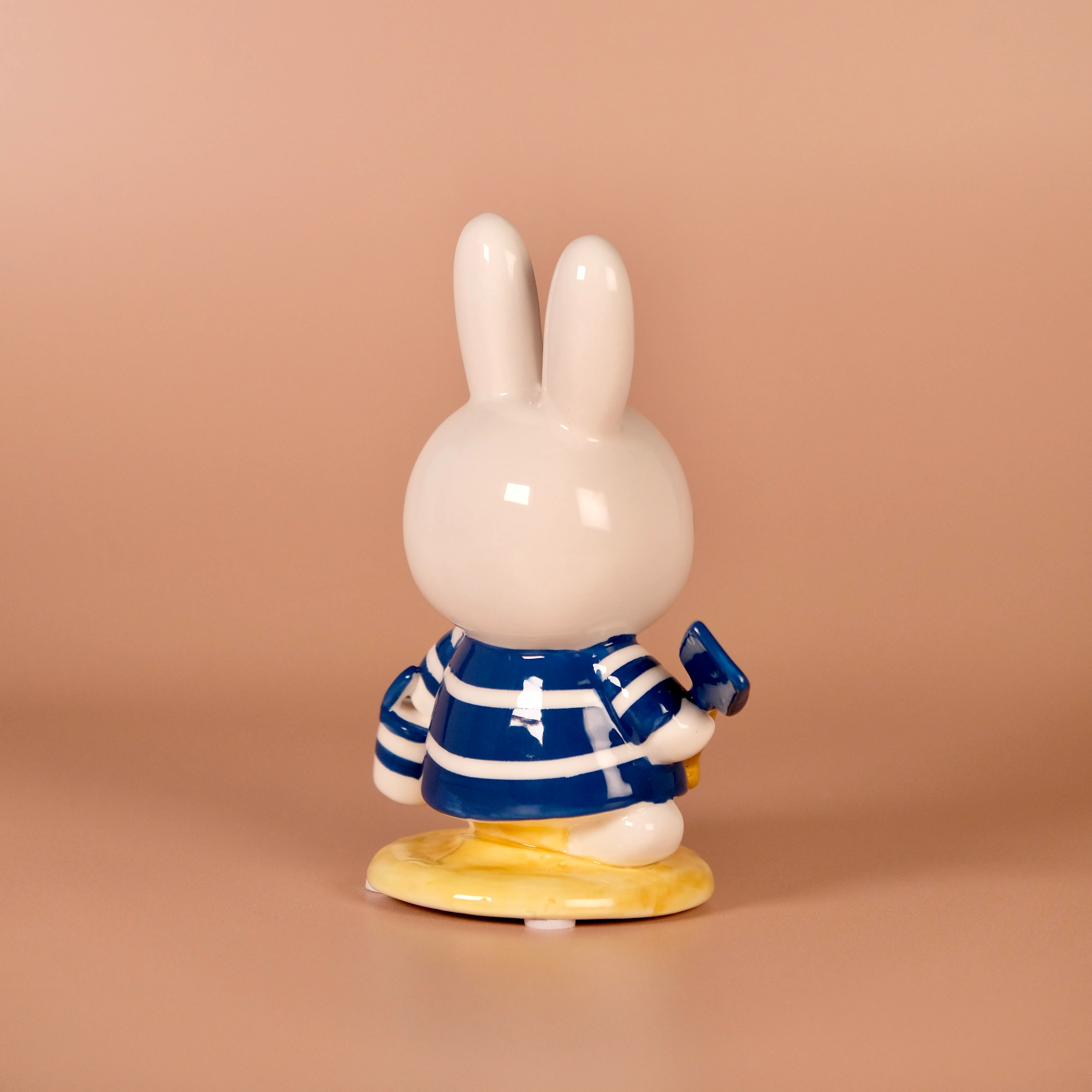 Miffy at the Beach Figurine - Image 5
