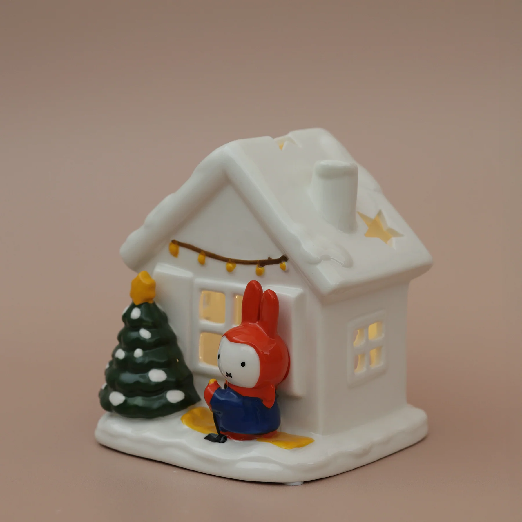 MIFFY SNOWY SKIIING CANDLE HOUSE - Image 9